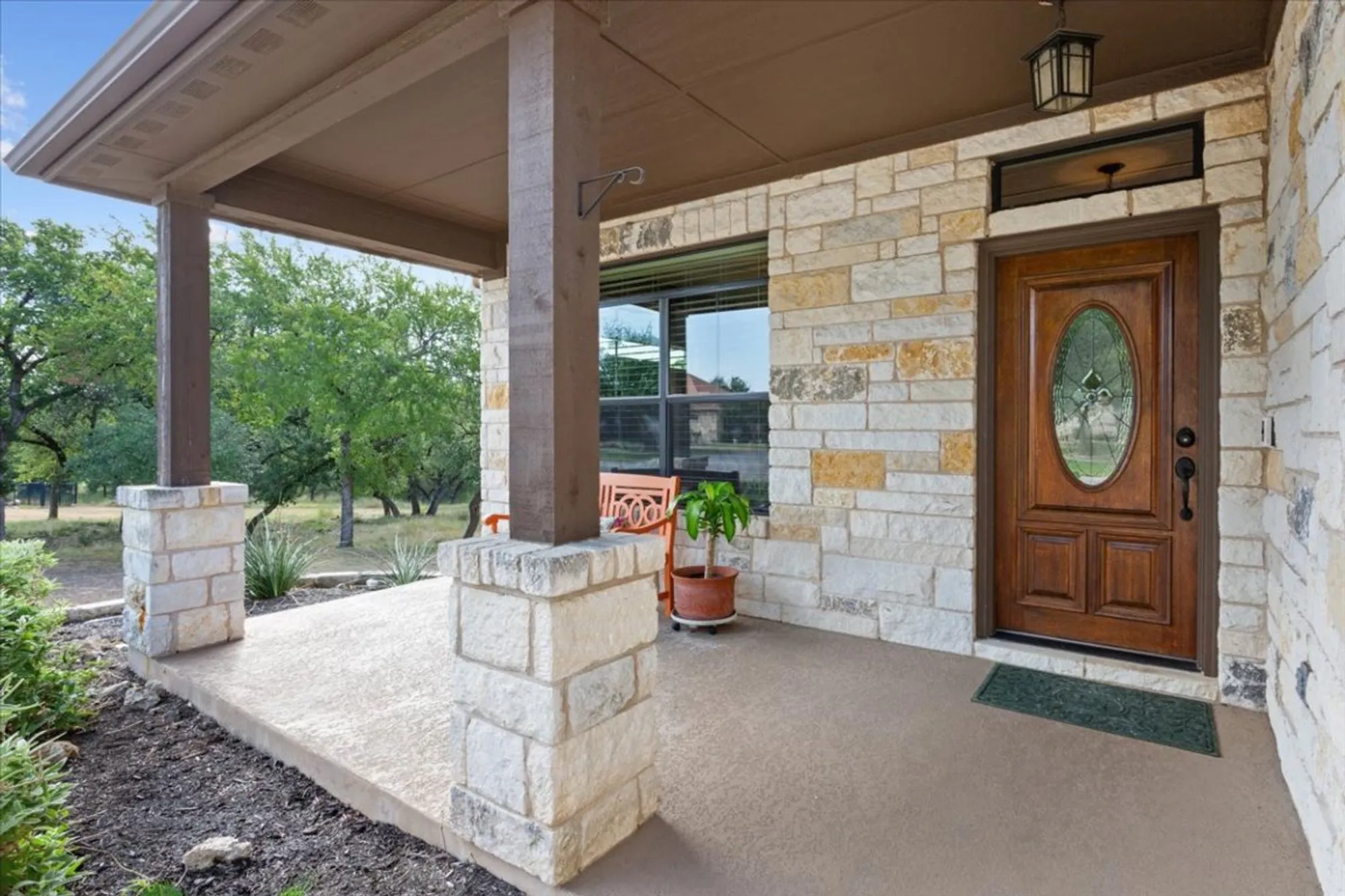 Property Slideshow image 9 of 38 | 824 sierra blanco loop, Georgetown, TX, 78633