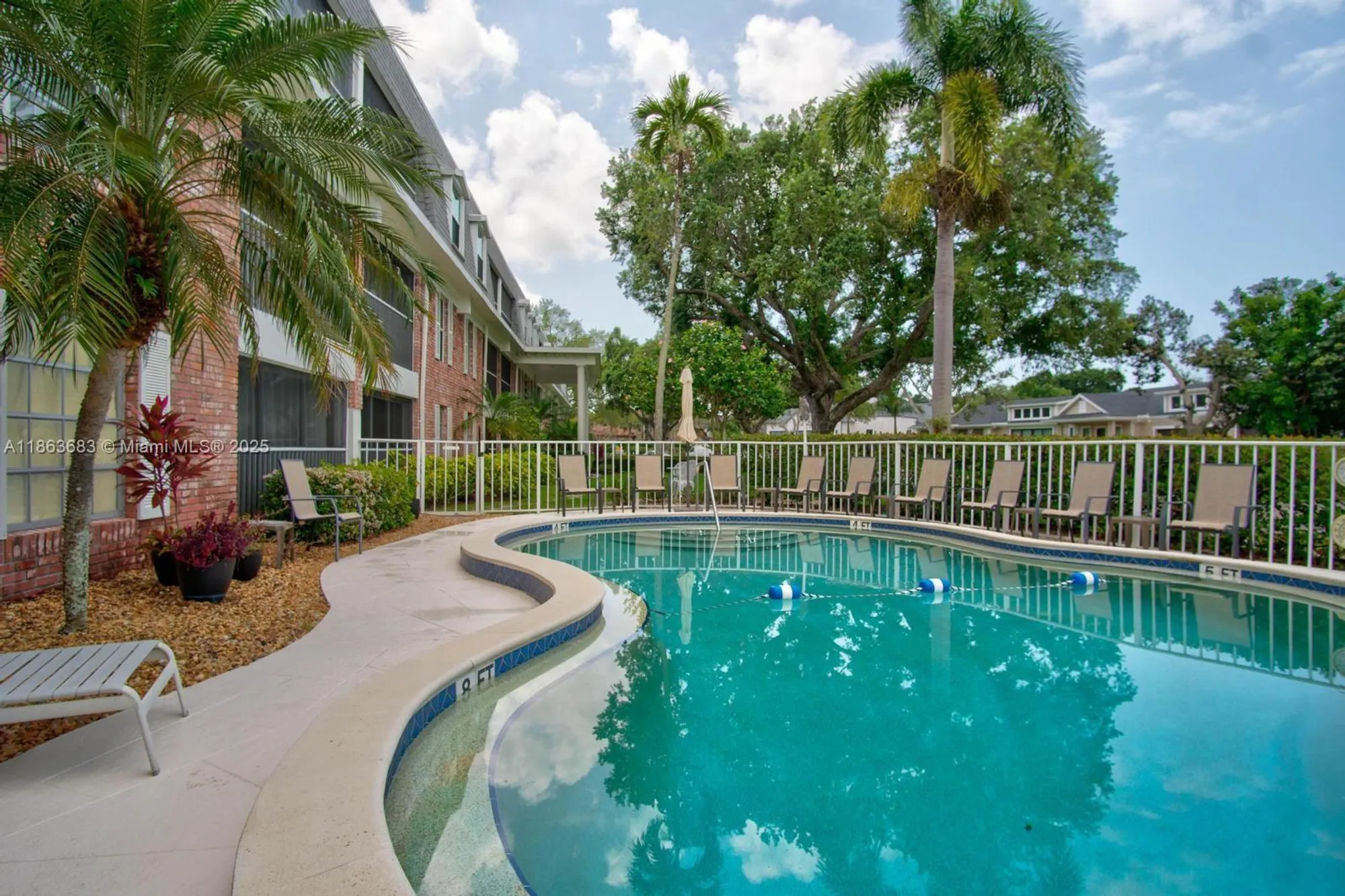 Property Slideshow image 1 of 20 | 1900 alamanda dr apt 108, Naples, FL, 34102