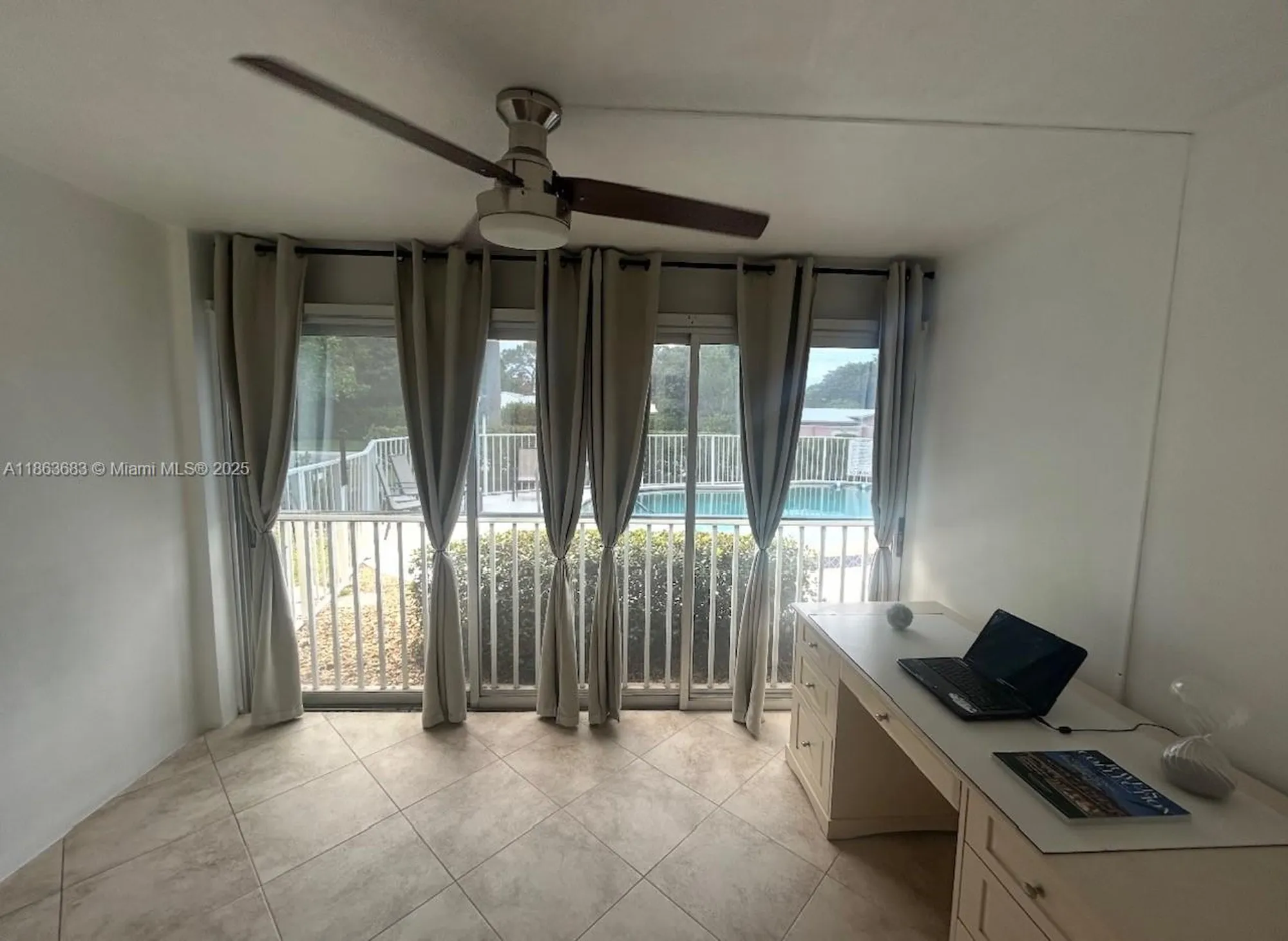 Property Slideshow image 8 of 20 | 1900 alamanda dr apt 108, Naples, FL, 34102