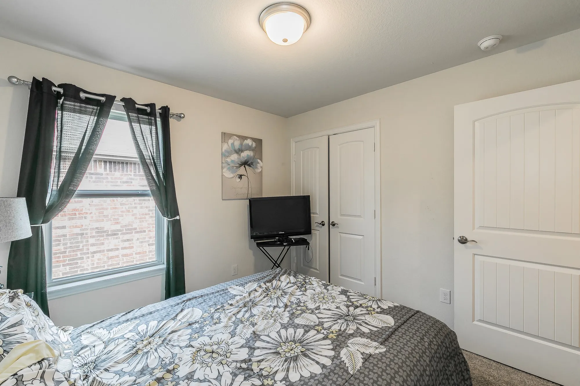 Property Slideshow image 28 of 39 | 7601 heritage dr, Aubrey, TX, 76227