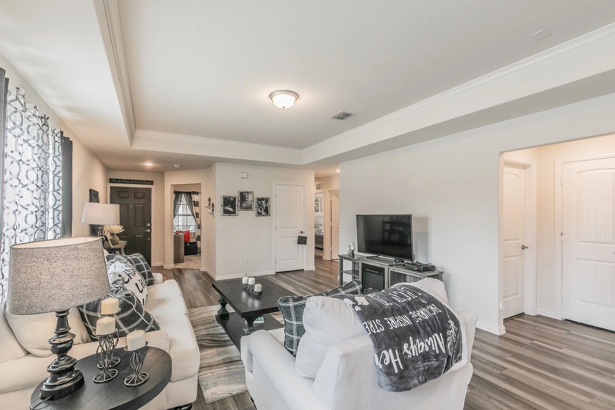 Property Slideshow image 7 of 39 | 7601 heritage dr, Aubrey, TX, 76227