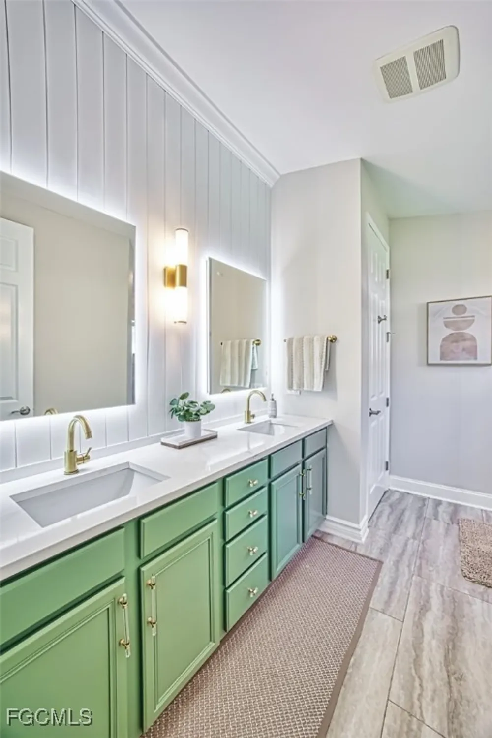 Property Slideshow image 28 of 50 | 3451 shady bnd, Fort Myers, FL, 33905