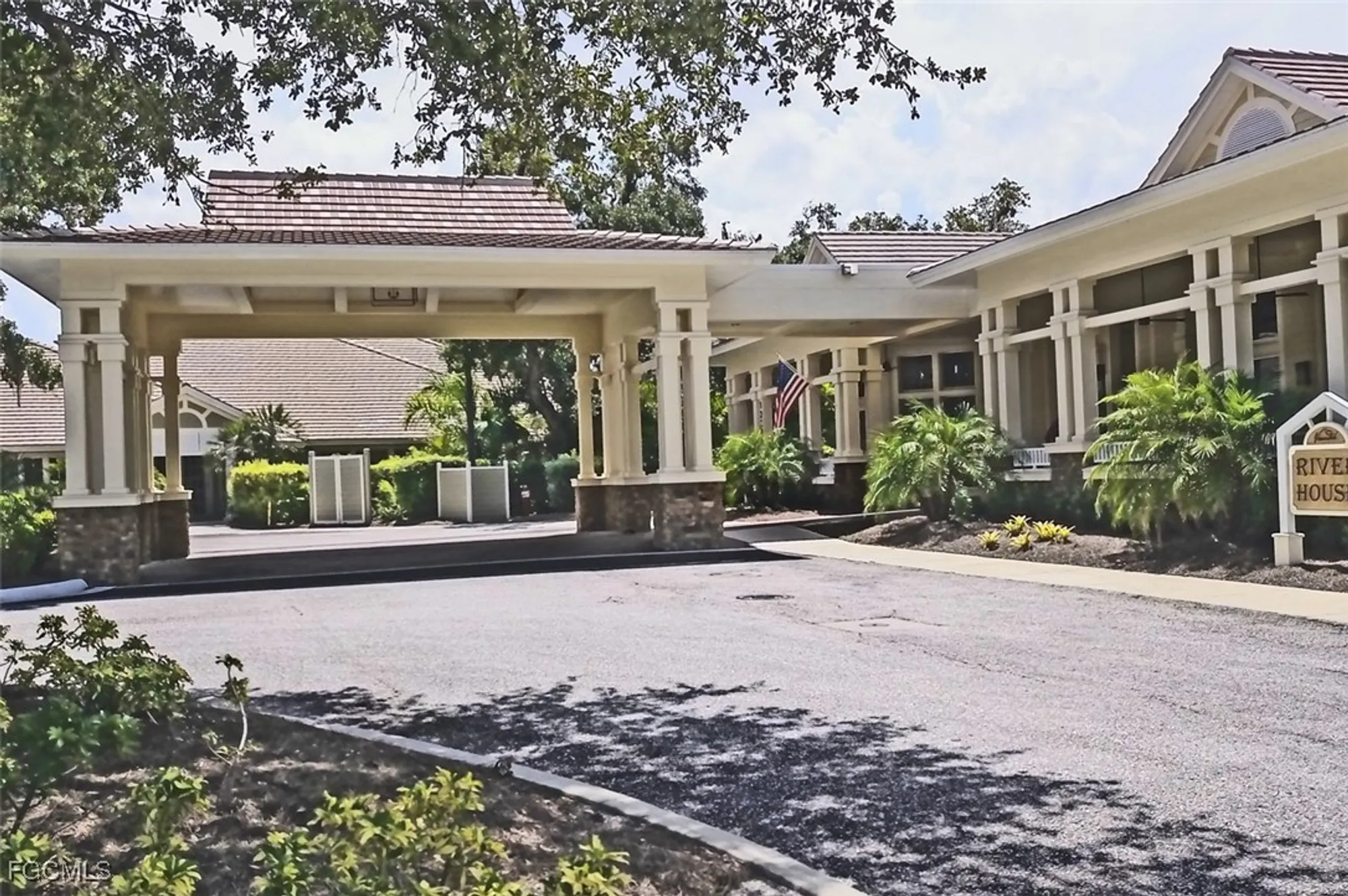 Property Slideshow image 46 of 50 | 3451 shady bnd, Fort Myers, FL, 33905