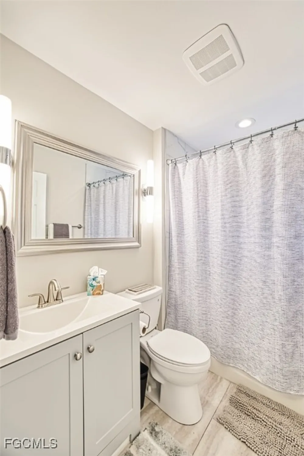 Property Slideshow image 42 of 50 | 3451 shady bnd, Fort Myers, FL, 33905