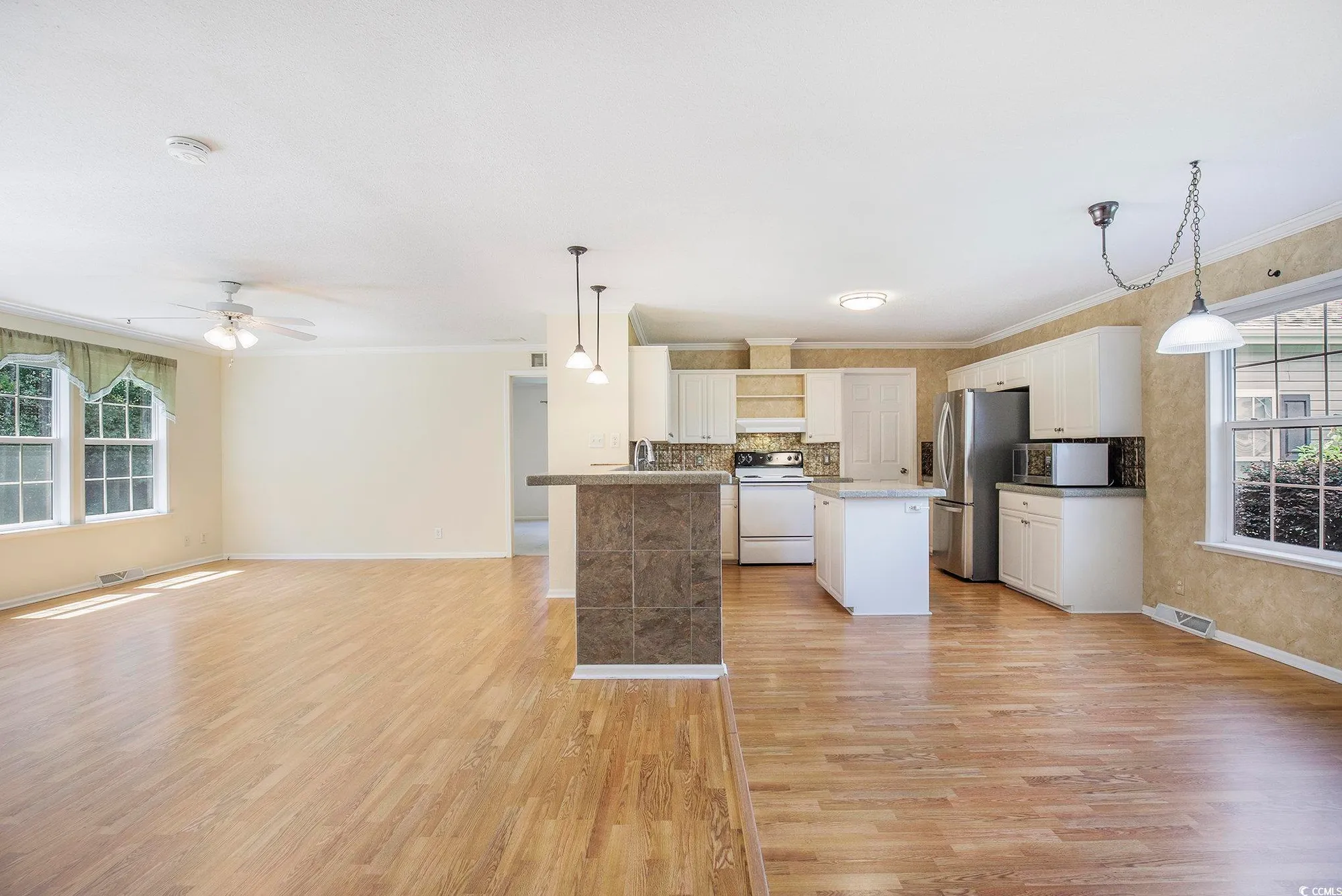 Property Slideshow image 9 of 33 | 237 wellspring dr, Conway, SC, 29526