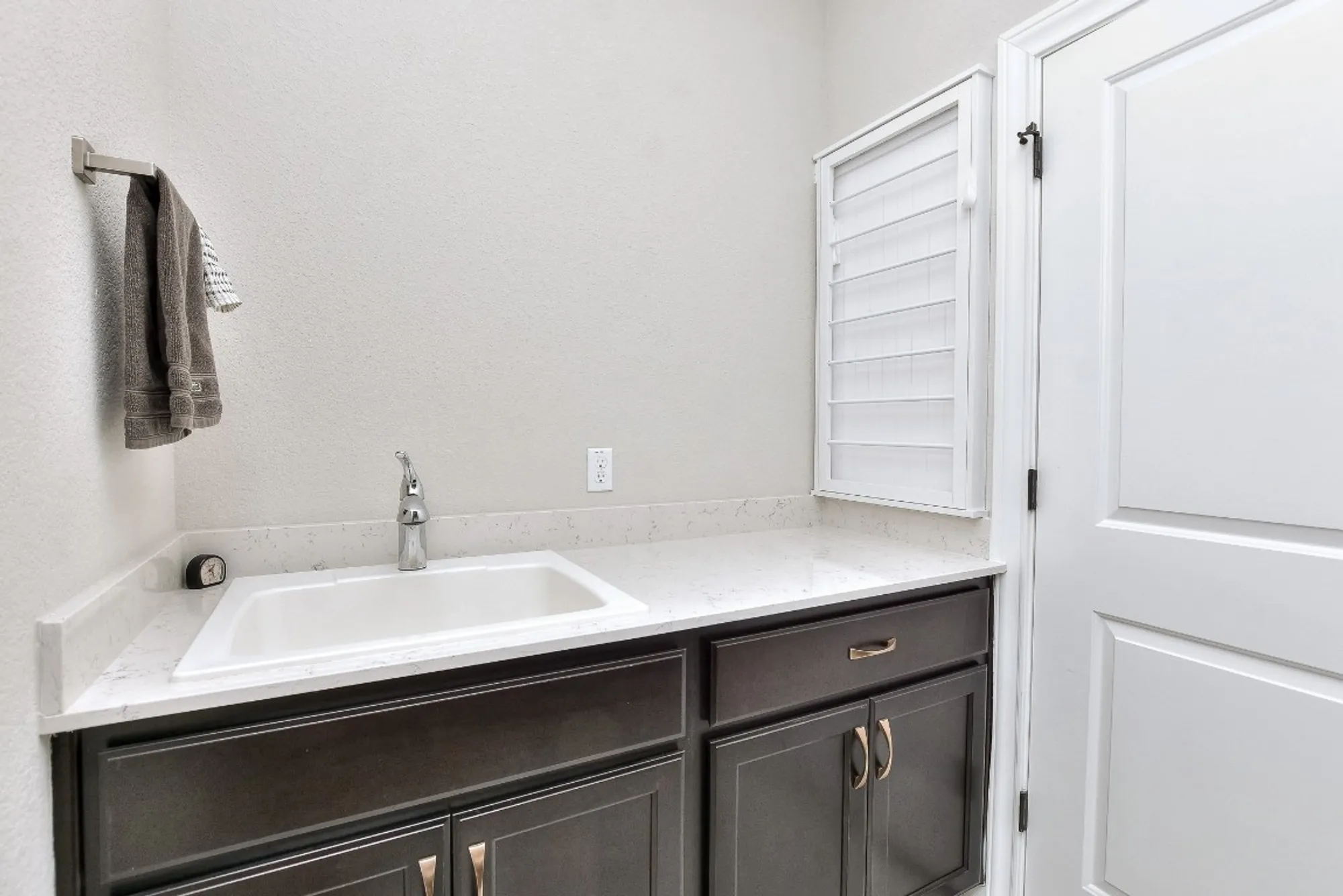 Property Slideshow image 23 of 40 | 207 bellows st, Georgetown, TX, 78633