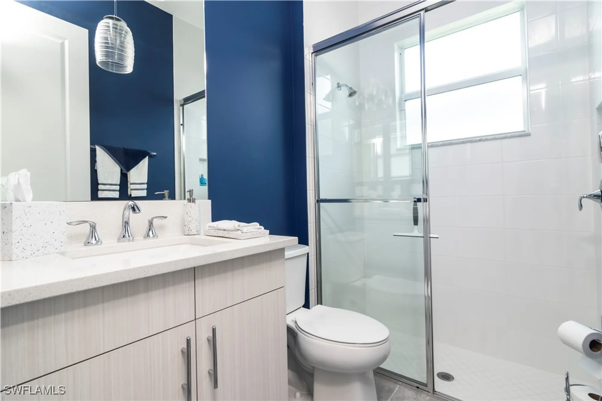 Property Slideshow image 19 of 31 | 11628 periwinkle dr, Naples, FL, 34120