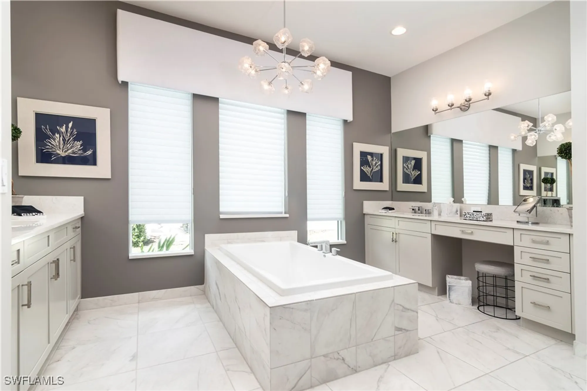 Property Slideshow image 13 of 31 | 11628 periwinkle dr, Naples, FL, 34120