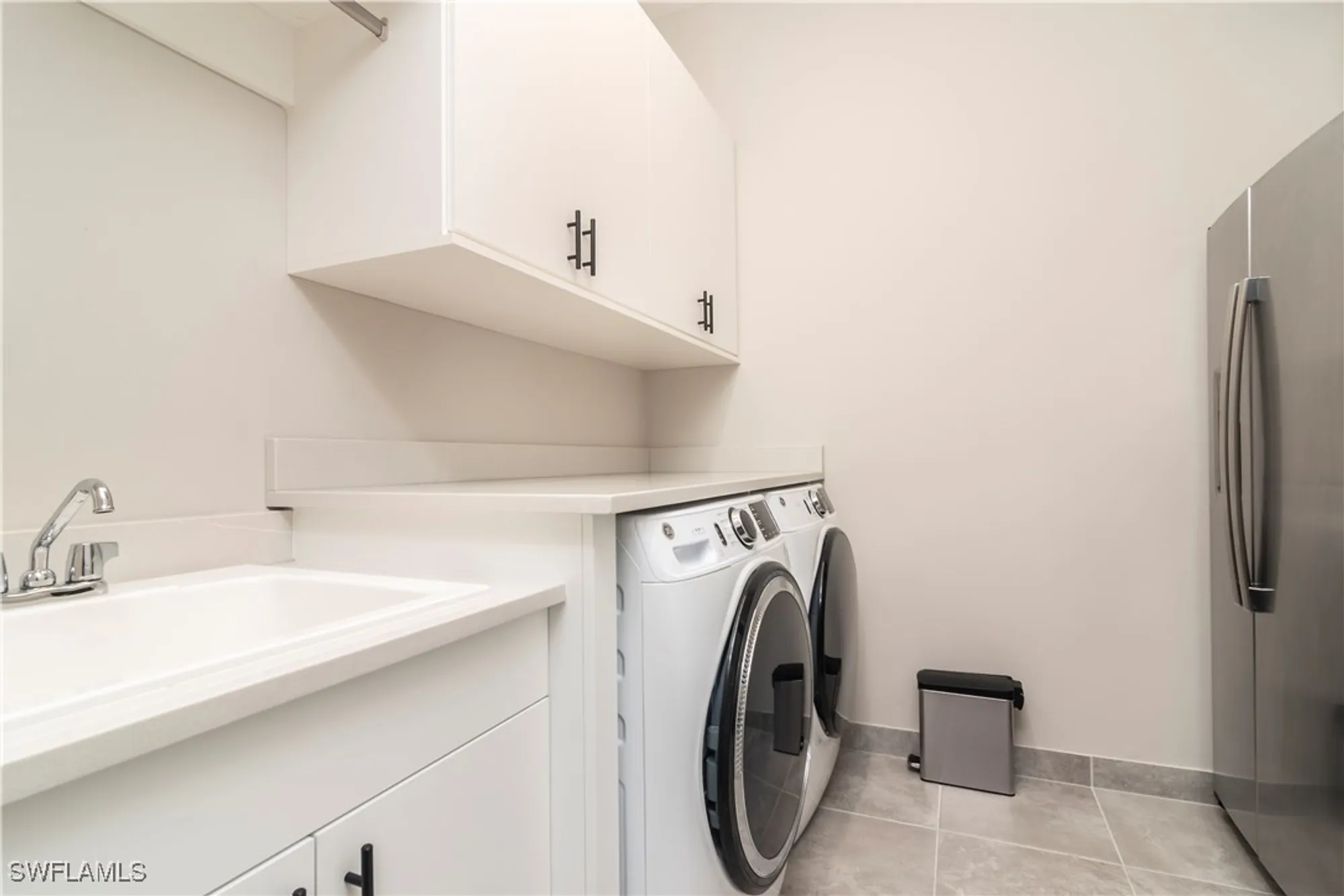 Property Slideshow image 20 of 31 | 11628 periwinkle dr, Naples, FL, 34120