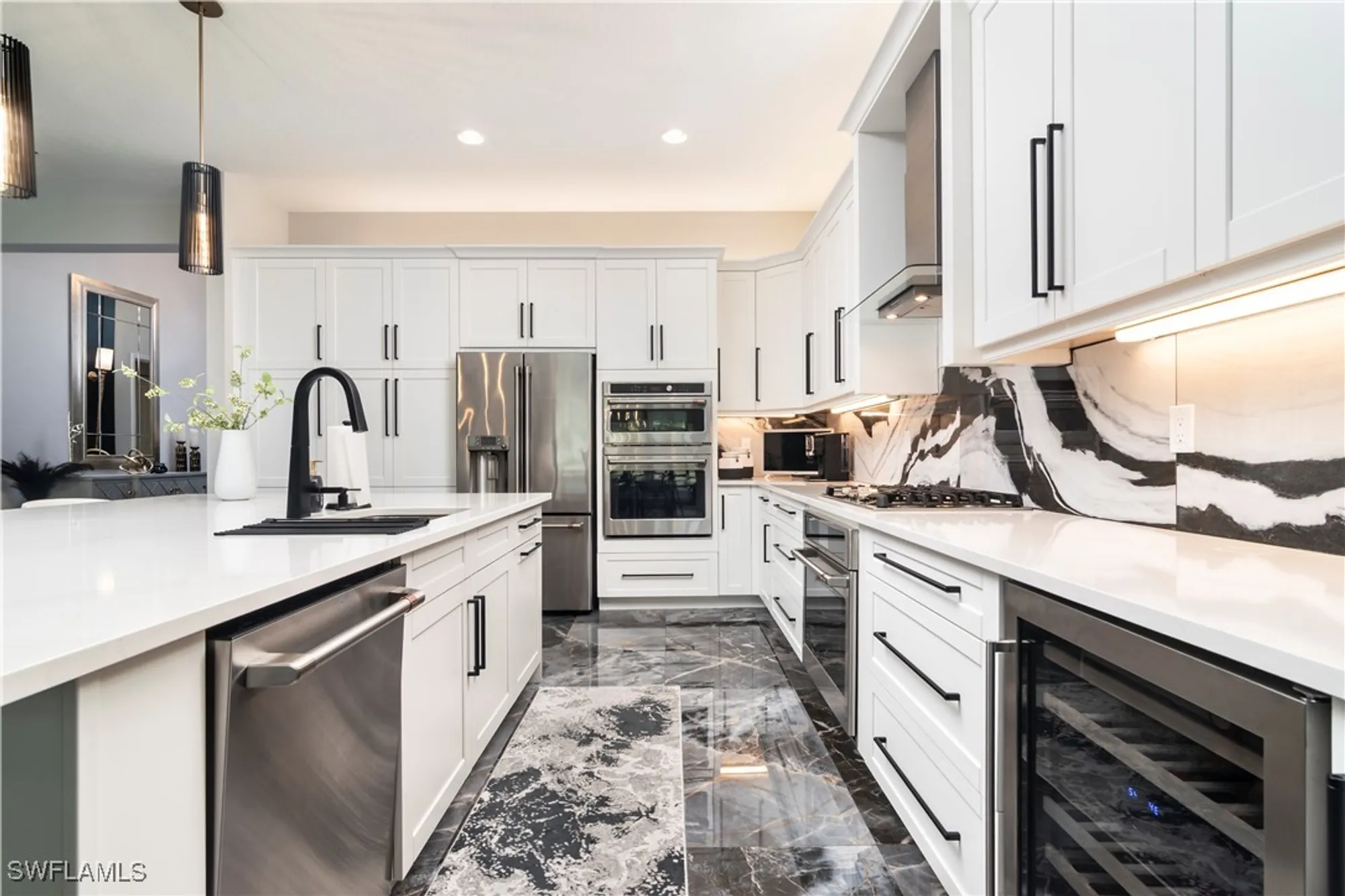 Property Slideshow image 6 of 31 | 11628 periwinkle dr, Naples, FL, 34120