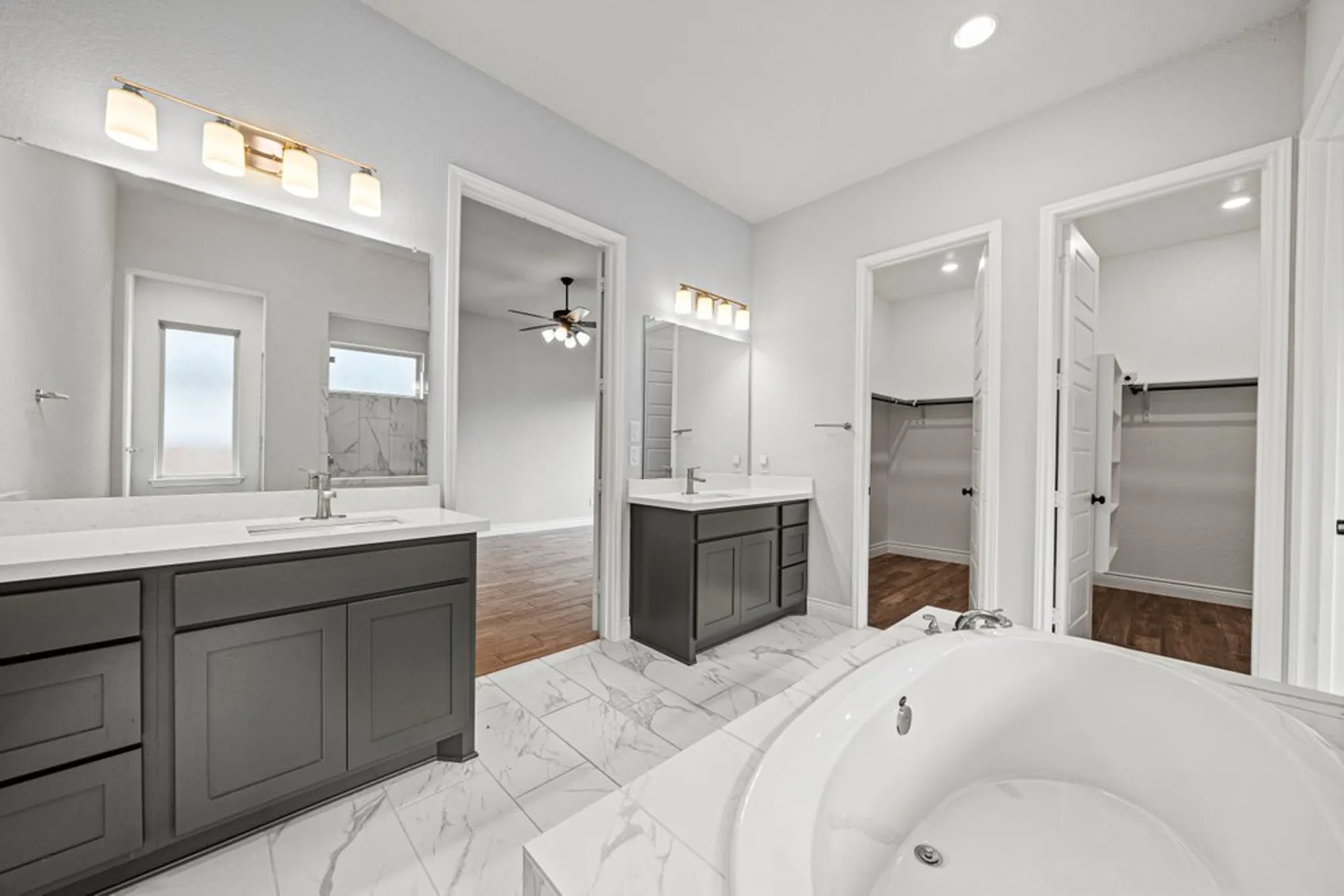 Property Slideshow image 14 of 32 | 429 juana way, New Braunfels, TX, 78132