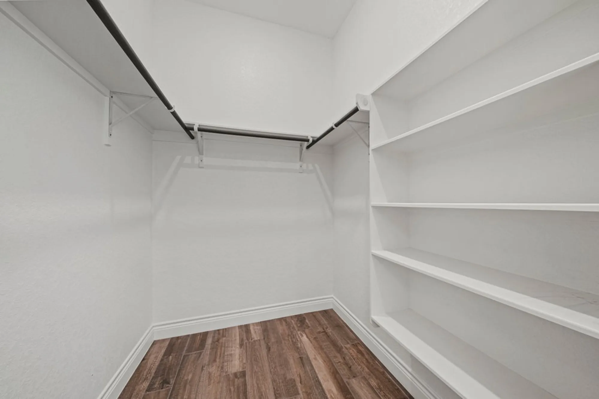 Property Slideshow image 16 of 32 | 429 juana way, New Braunfels, TX, 78132