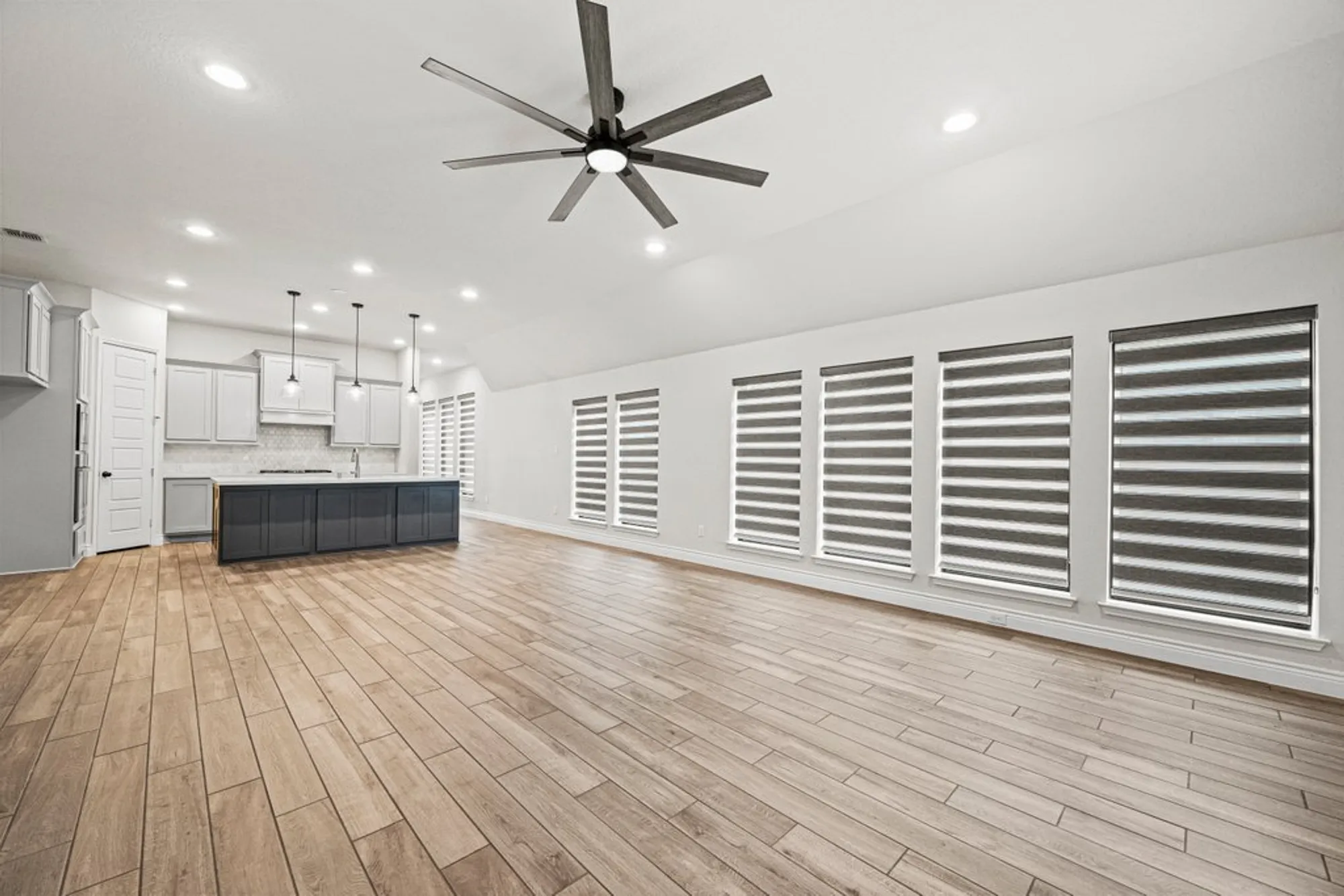 Property Slideshow image 9 of 32 | 429 juana way, New Braunfels, TX, 78132