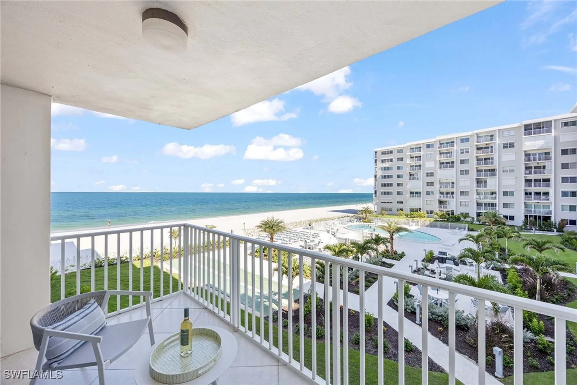 Property Slideshow image 15 of 32 | 3443 gulf shore blvd 314, Naples, FL, 34103