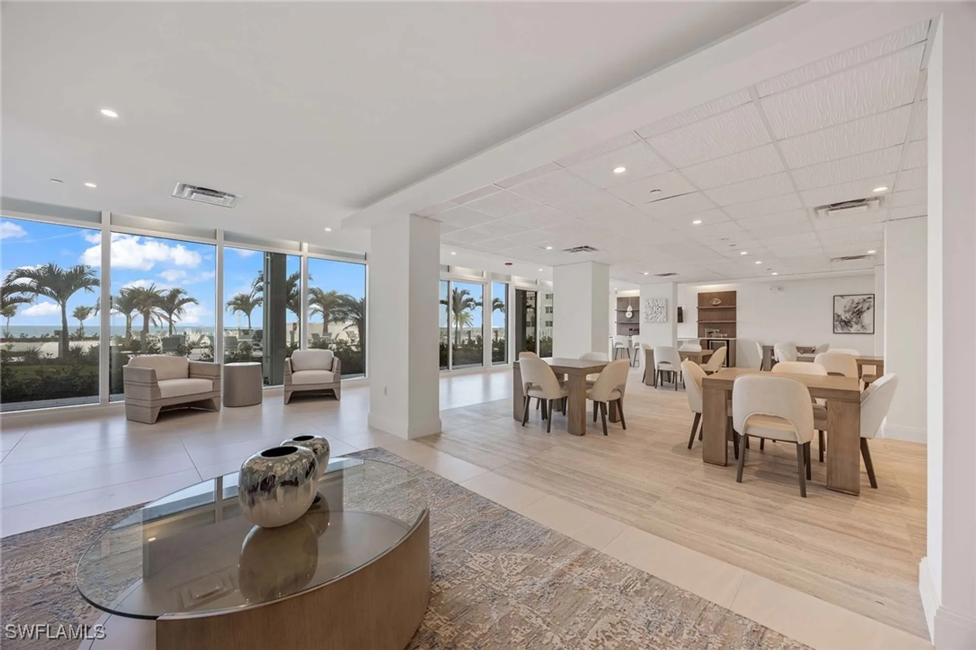 Property Slideshow image 18 of 32 | 3443 gulf shore blvd 314, Naples, FL, 34103