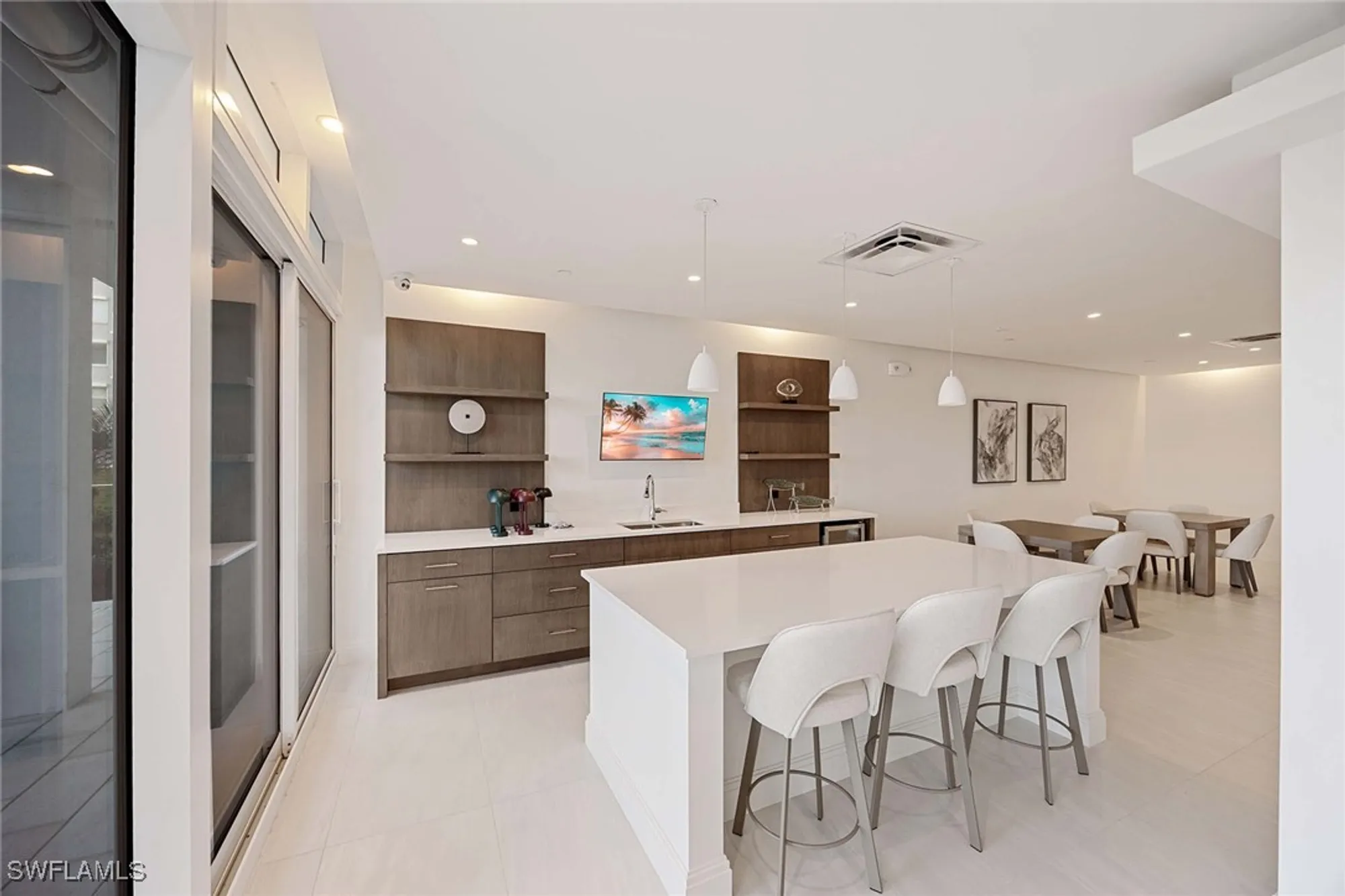 Property Slideshow image 19 of 32 | 3443 gulf shore blvd 314, Naples, FL, 34103