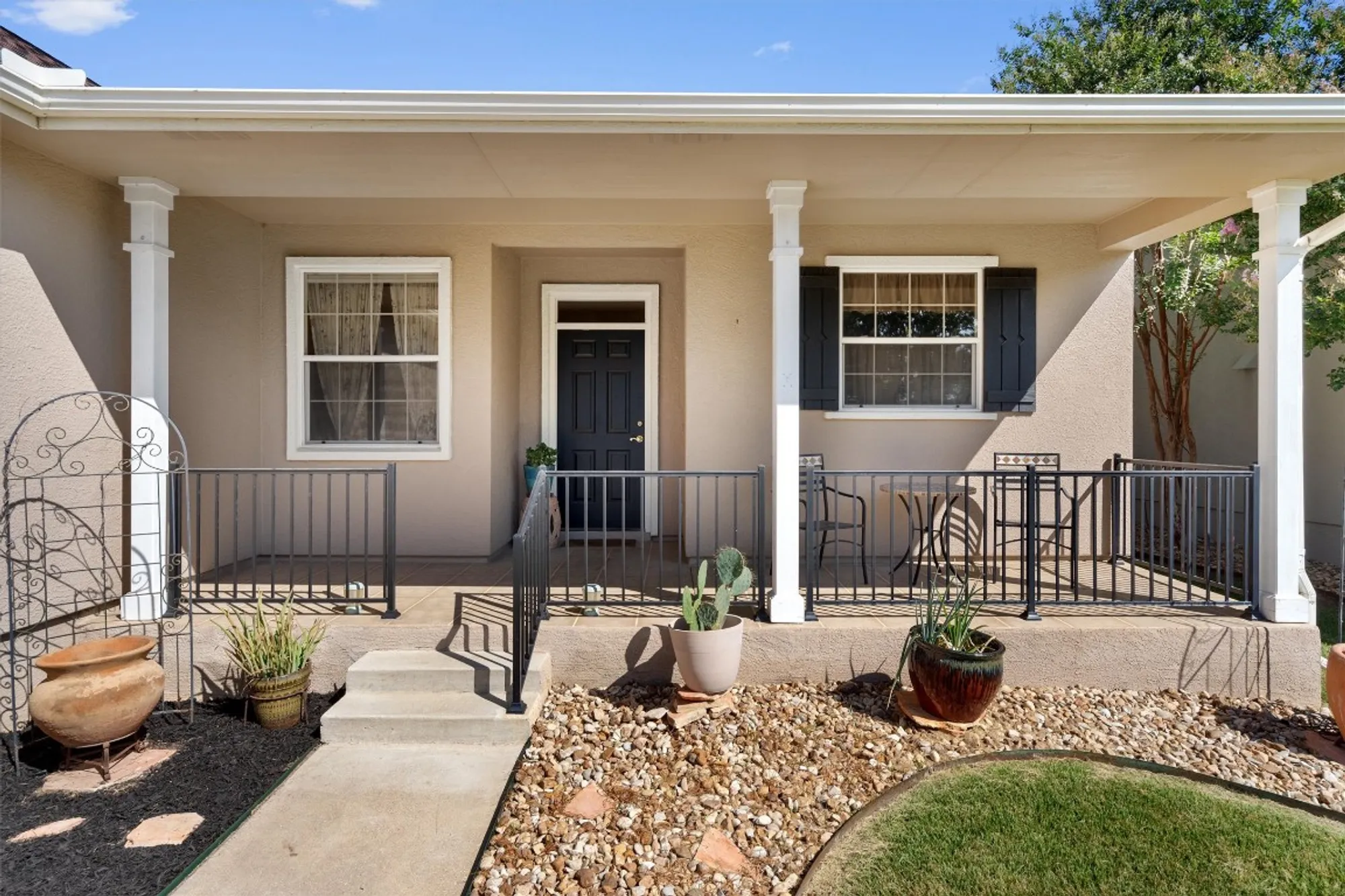 Property Slideshow image 1 of 29 | 272 red poppy trl, Georgetown, TX, 78633