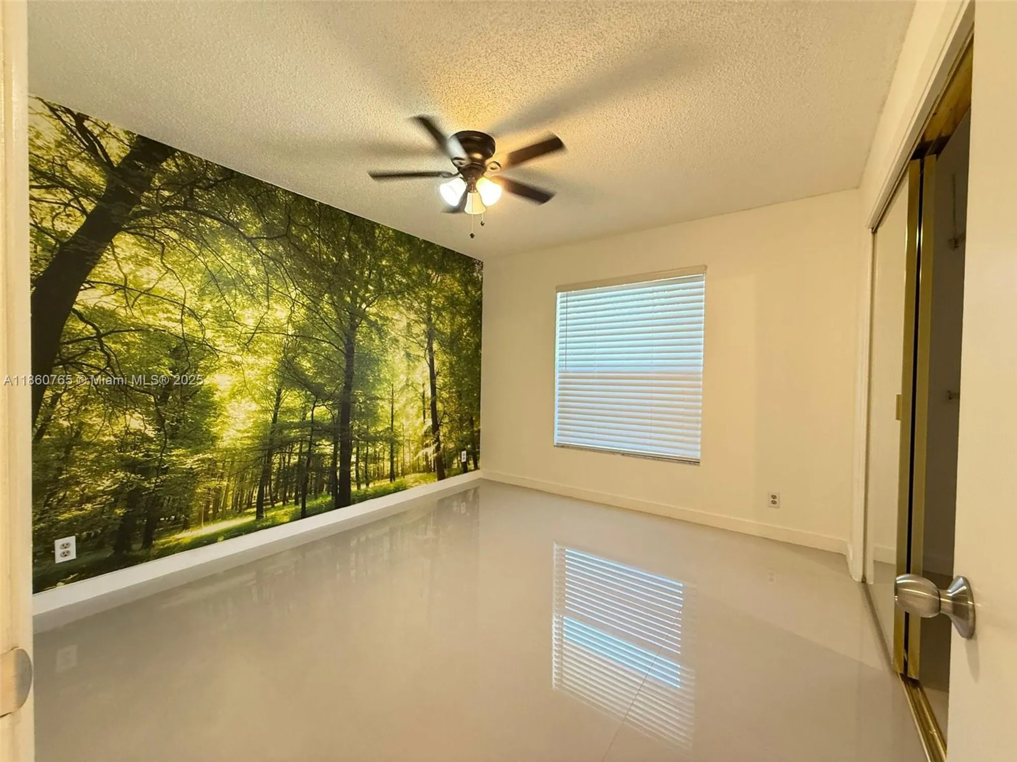 Property Slideshow image 13 of 34 | 6095 n sabal palm blvd apt 103, Tamarac, FL, 33319