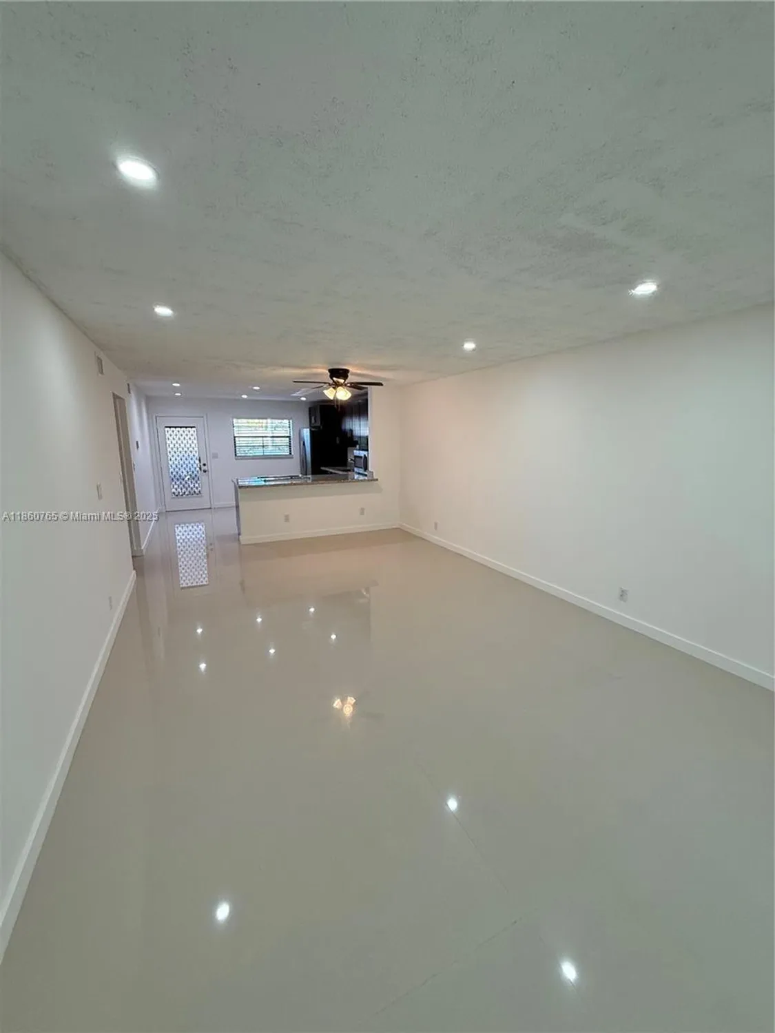 Property Slideshow image 22 of 34 | 6095 n sabal palm blvd apt 103, Tamarac, FL, 33319