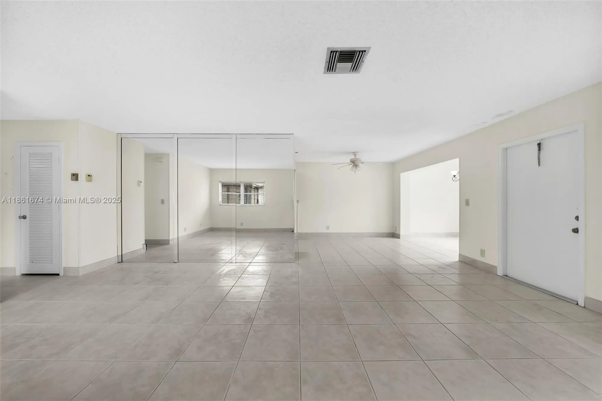 Property Slideshow image 17 of 40 | 3319 americo dr, West Palm Beach, FL, 33417