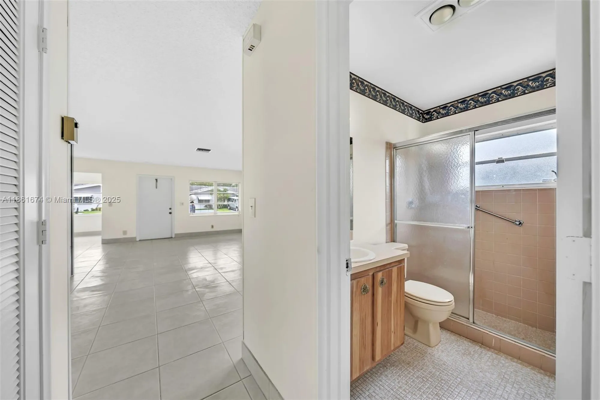 Property Slideshow image 19 of 40 | 3319 americo dr, West Palm Beach, FL, 33417