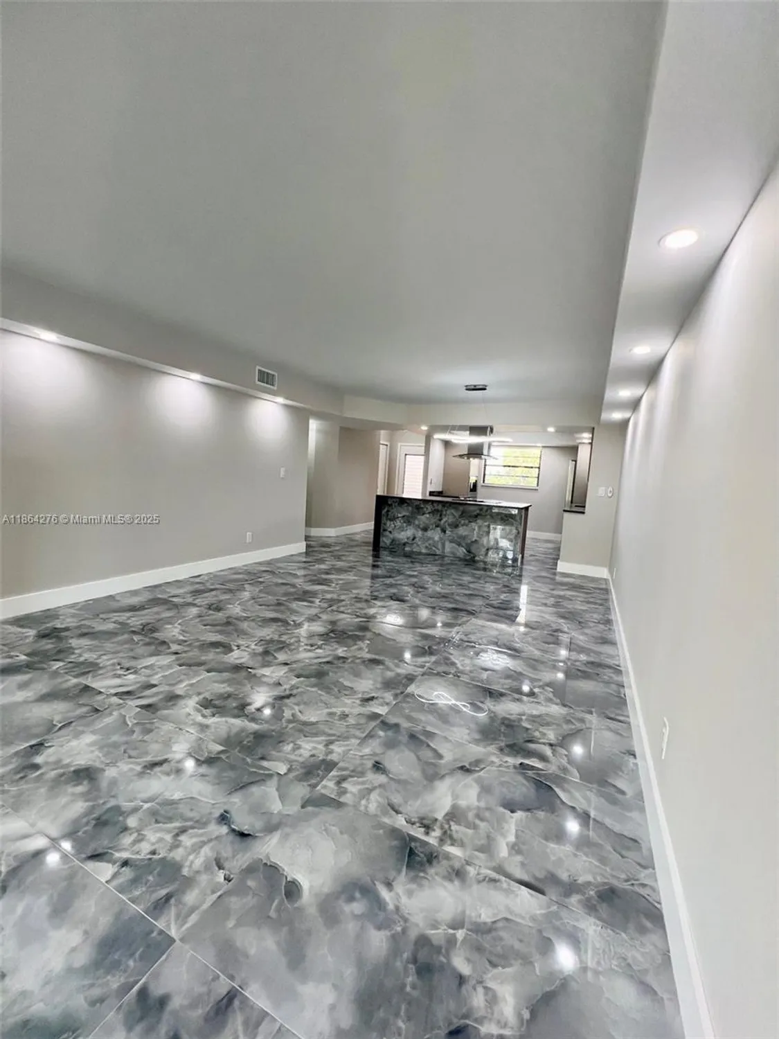 Property Slideshow image 27 of 31 | 4930 e sabal palm blvd 206, Tamarac, FL, 33319