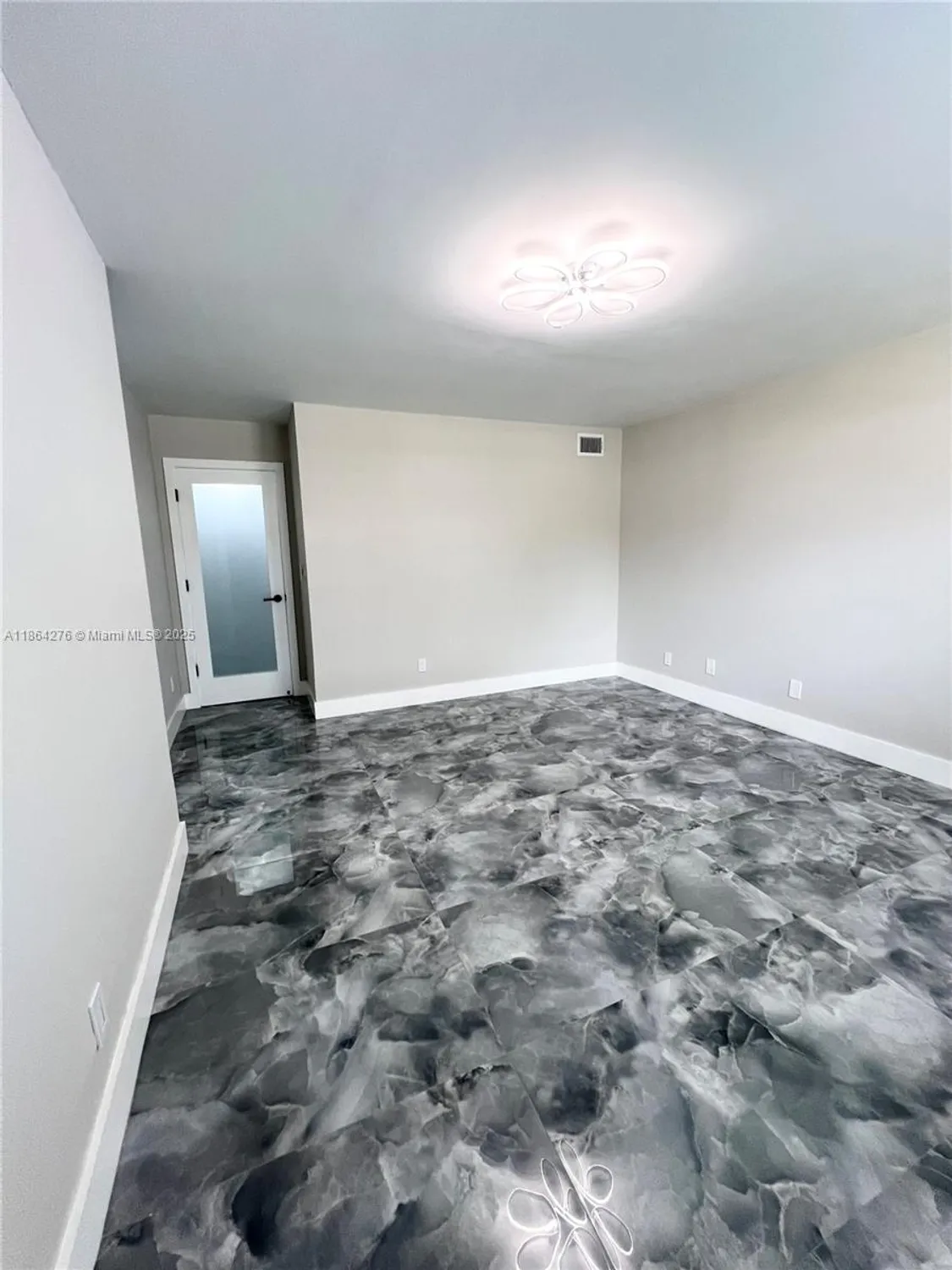 Property Slideshow image 6 of 31 | 4930 e sabal palm blvd 206, Tamarac, FL, 33319