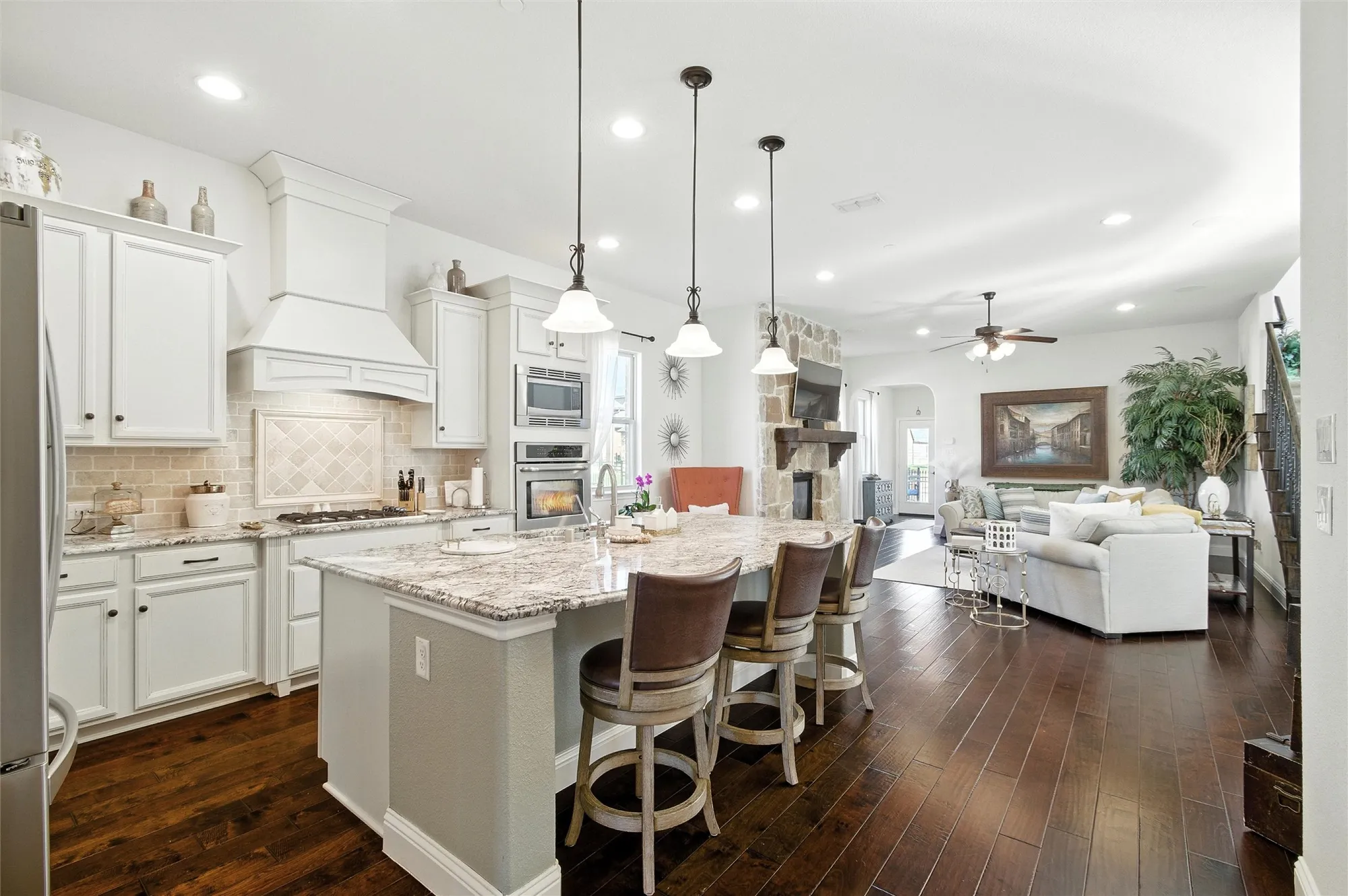 Property Slideshow image 2 of 40 | 5217 kentwood dr, Mckinney, TX, 75070