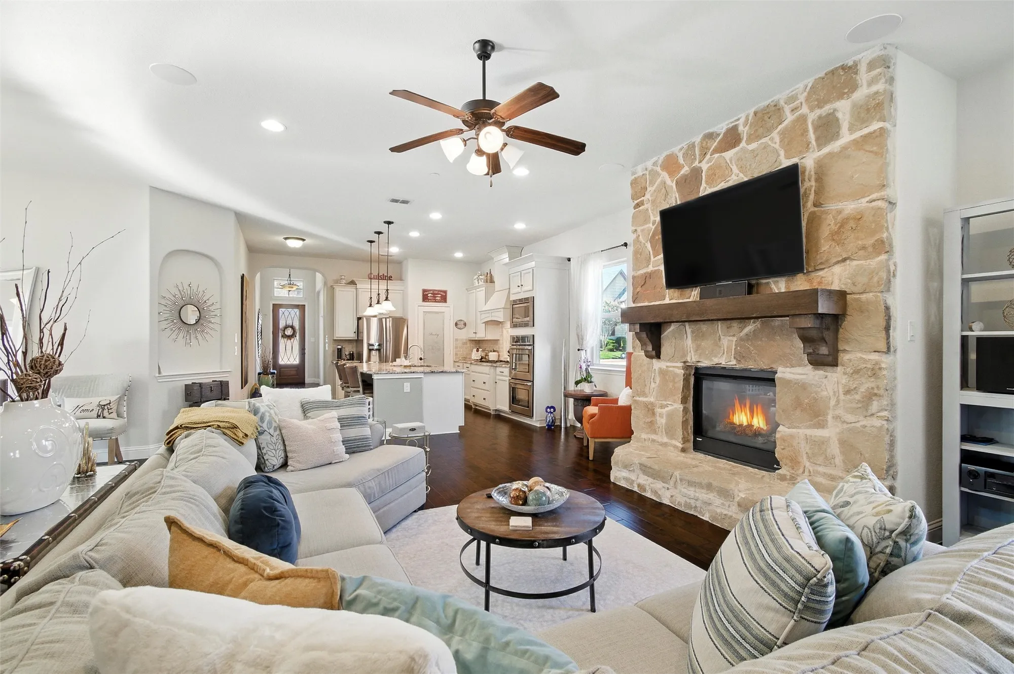 Property Slideshow image 3 of 40 | 5217 kentwood dr, Mckinney, TX, 75070