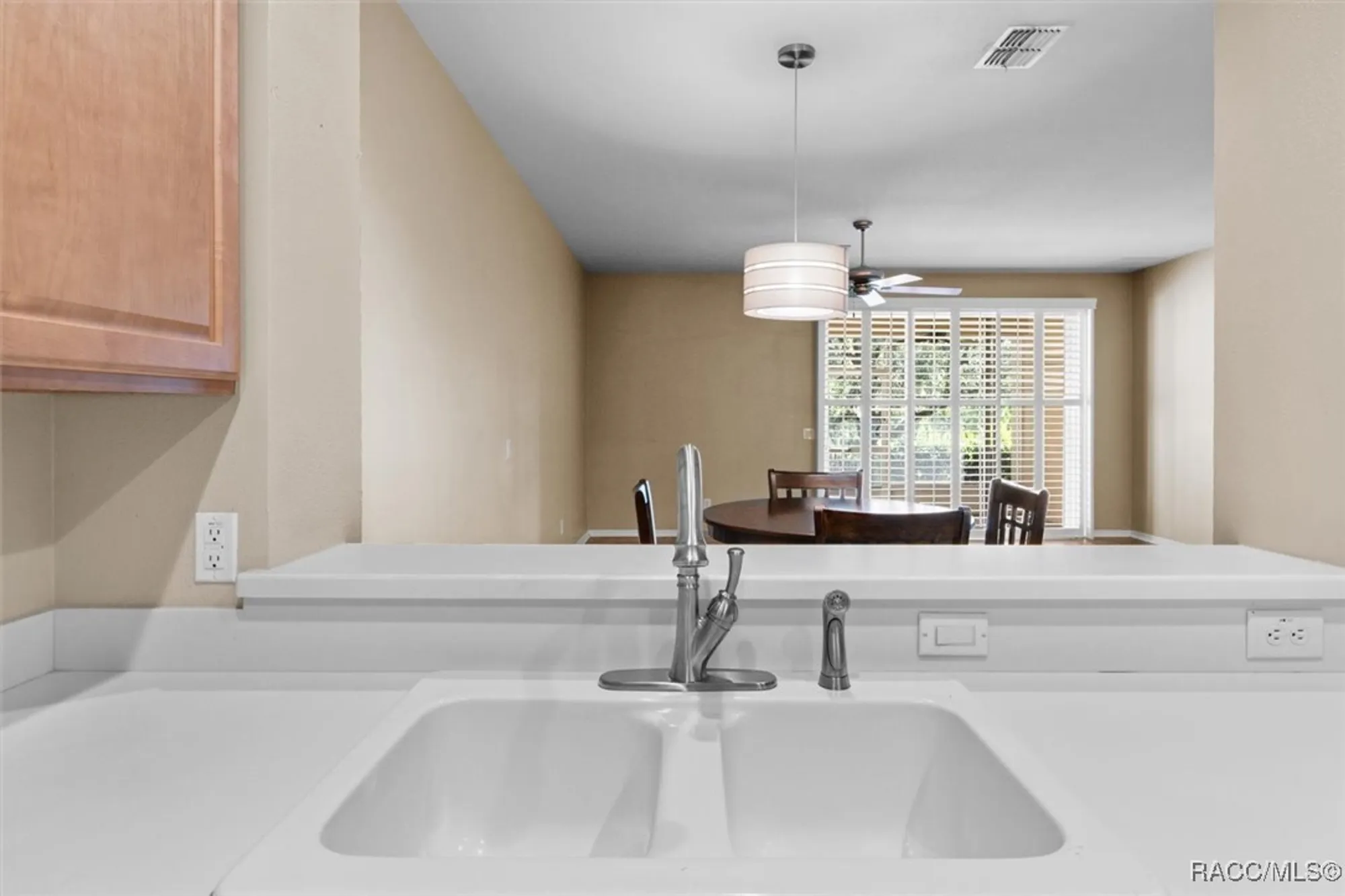 Property Slideshow image 6 of 44 | 1598 w spring meadow loop, Lecanto, FL, 34461