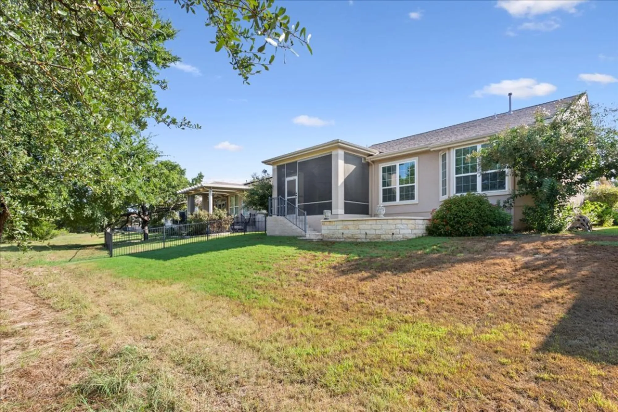 Property Slideshow image 34 of 34 | 213 fieldstone dr, Georgetown, TX, 78633