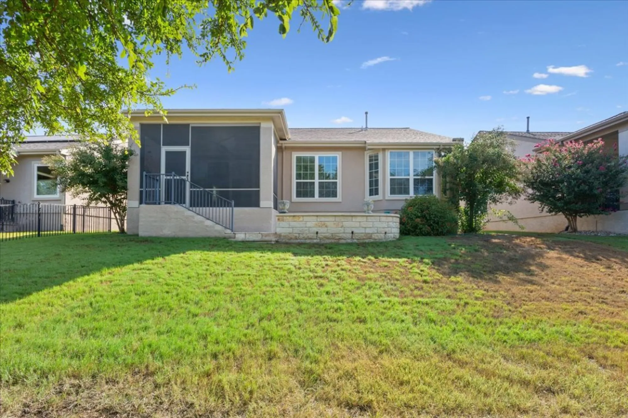 Property Slideshow image 33 of 34 | 213 fieldstone dr, Georgetown, TX, 78633