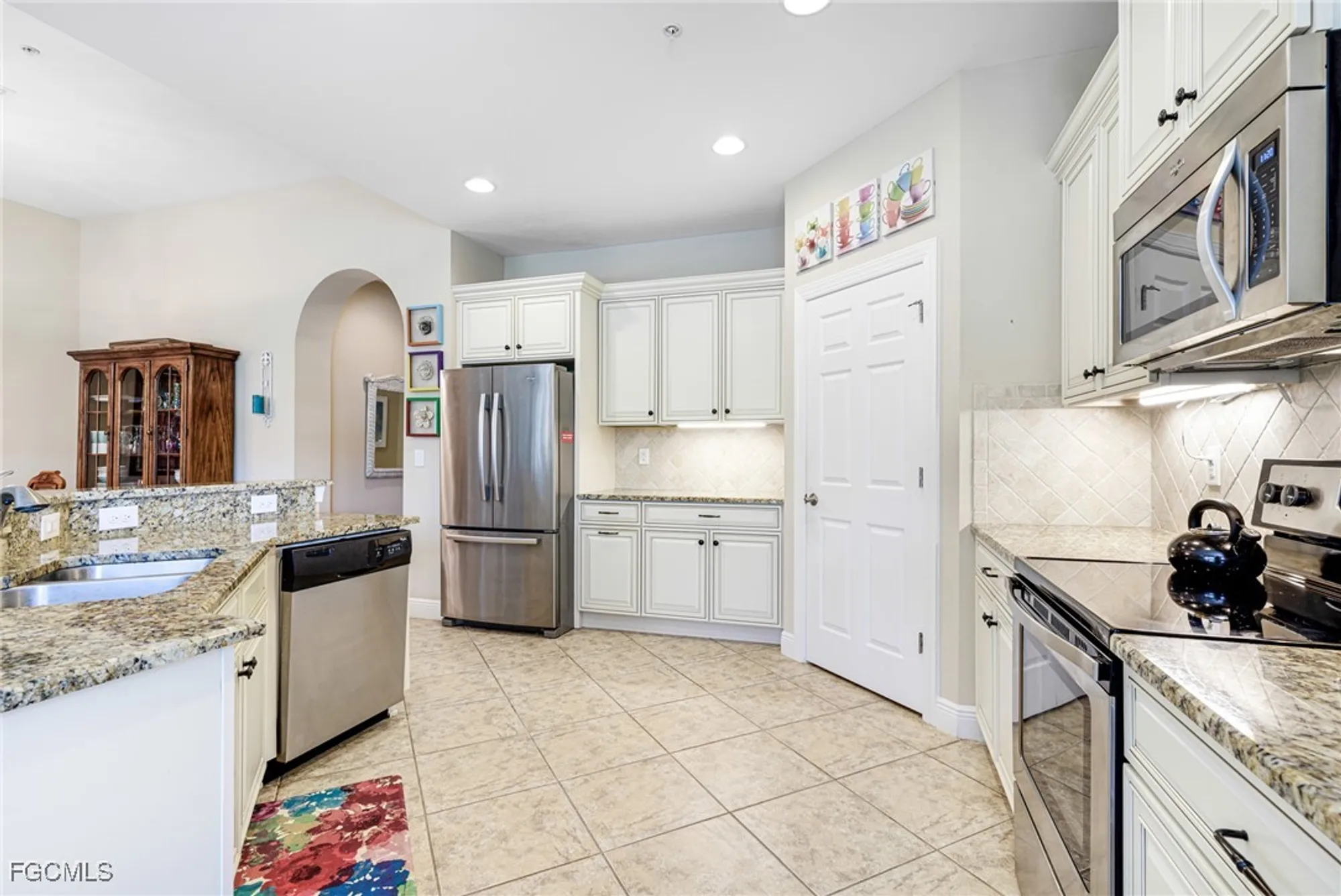 Property Slideshow image 18 of 50 | 10641 pelican preserve blvd apt 201, Fort Myers, FL, 33913