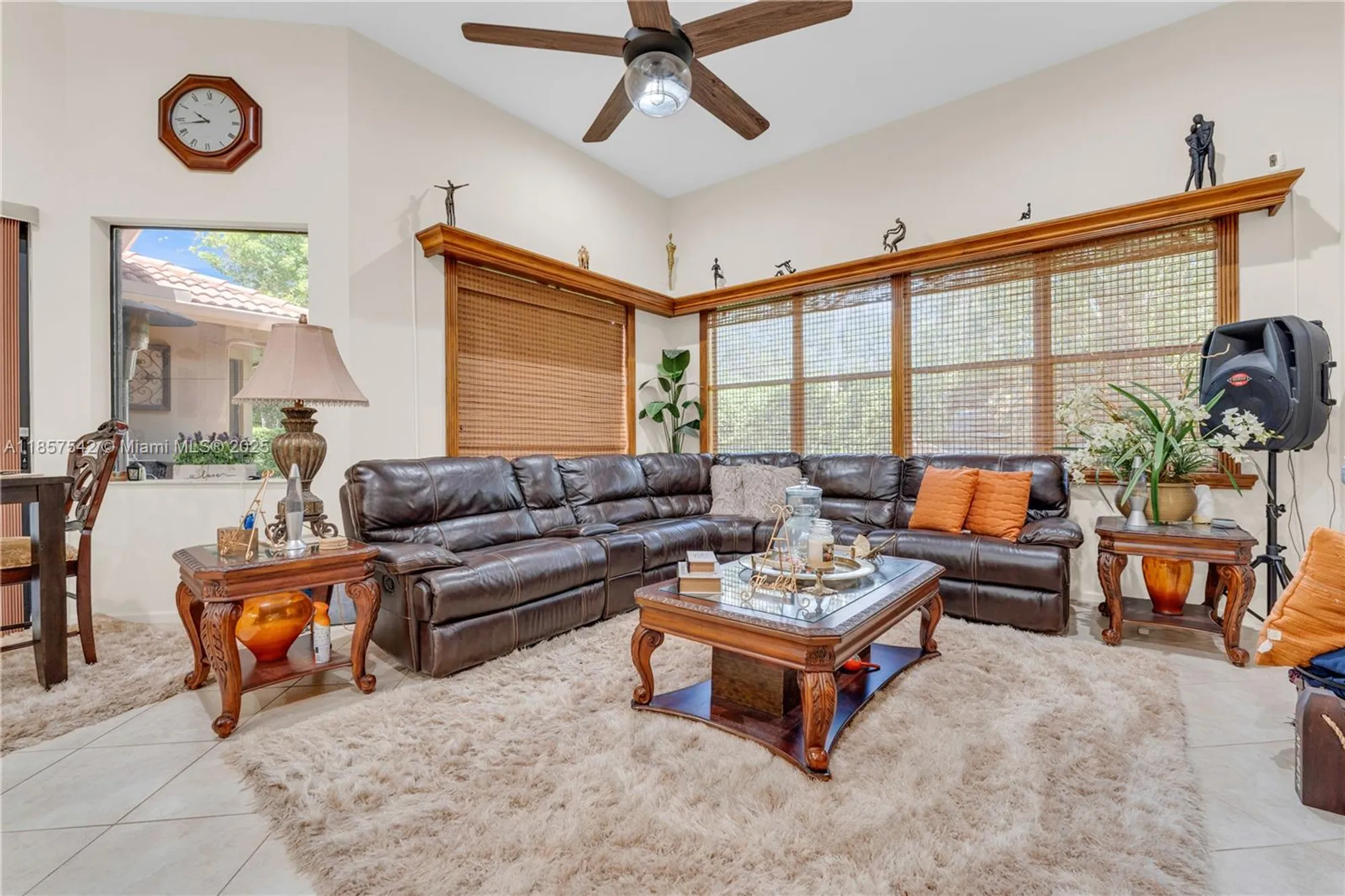 Property Slideshow image 16 of 34 | 7651 via grande, Boynton Beach, FL, 33437