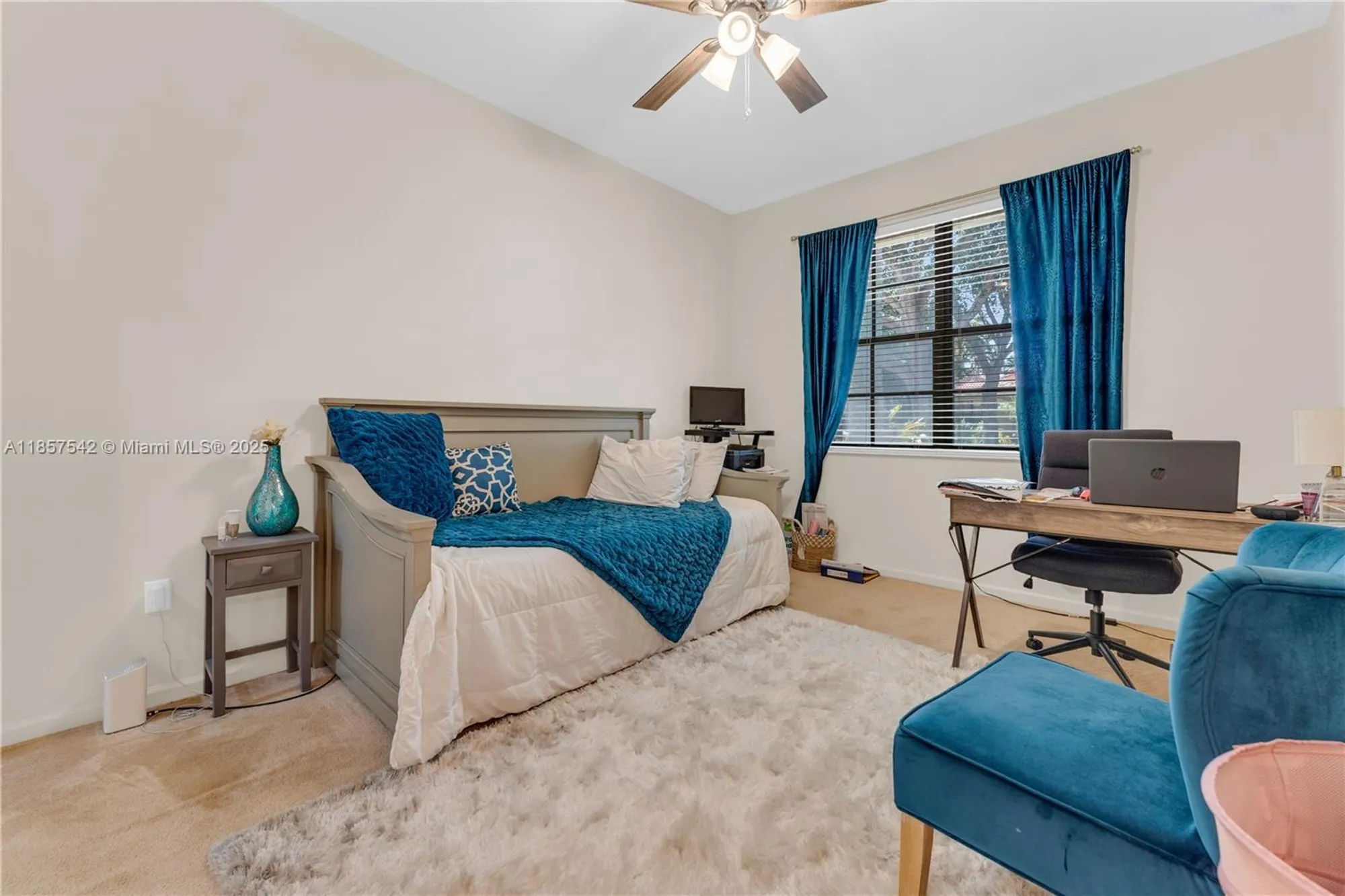 Property Slideshow image 12 of 34 | 7651 via grande, Boynton Beach, FL, 33437