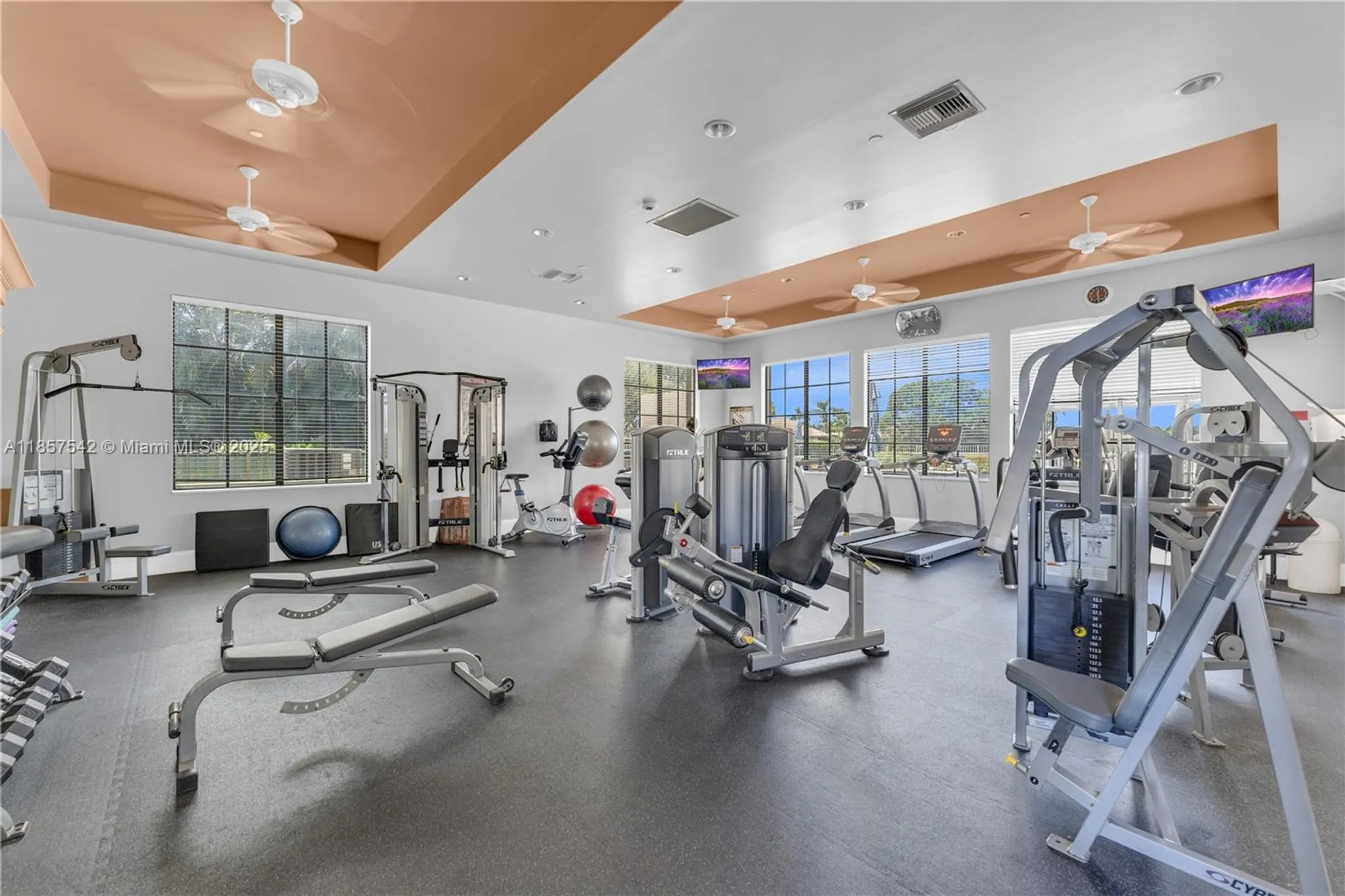 Property Slideshow image 28 of 34 | 7651 via grande, Boynton Beach, FL, 33437