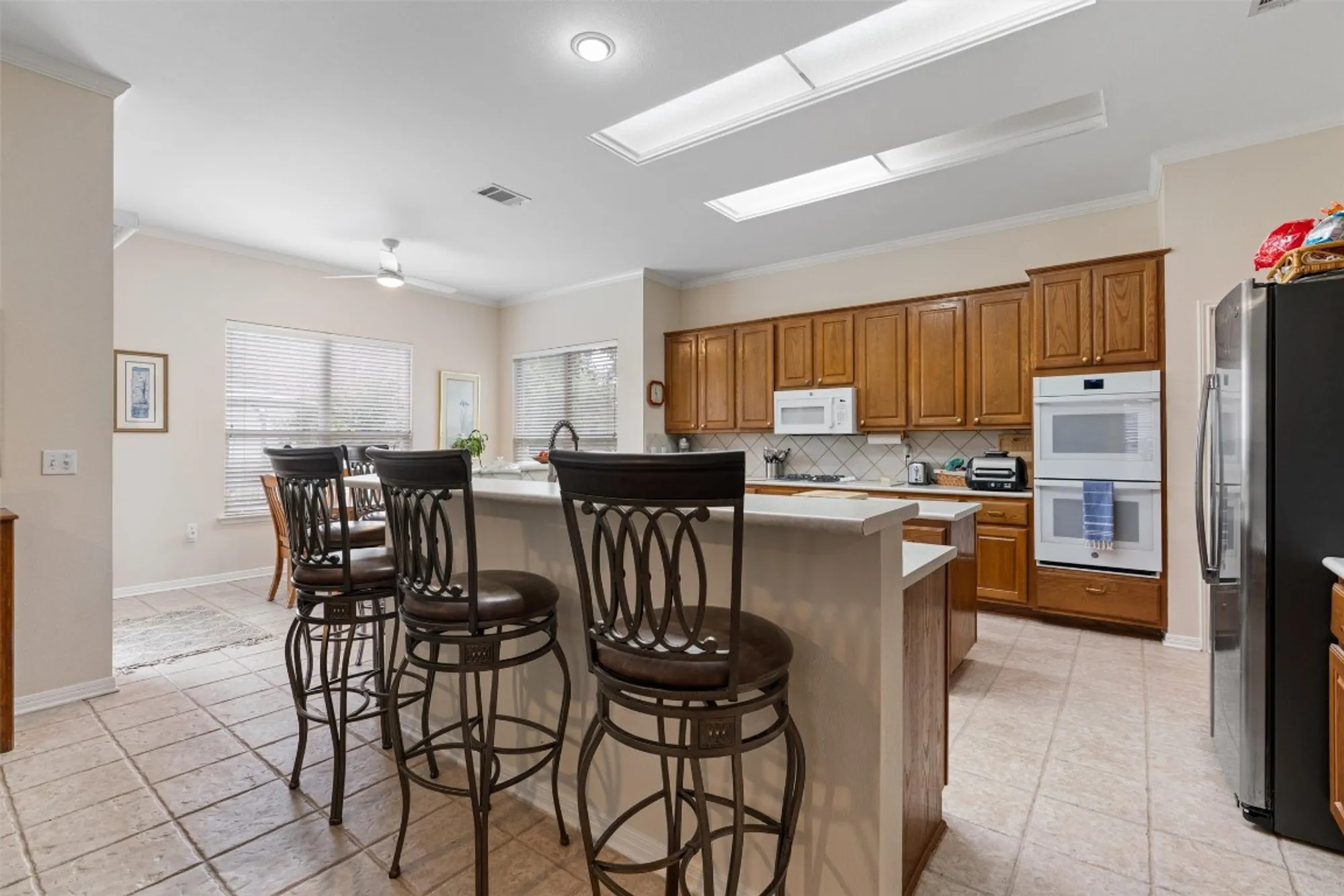 Property Slideshow image 11 of 39 | 296 trail of the flowers, Georgetown, TX, 78633