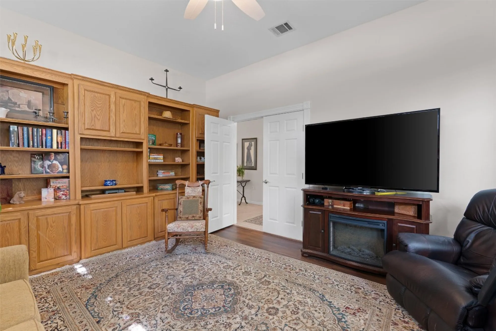 Property Slideshow image 7 of 39 | 296 trail of the flowers, Georgetown, TX, 78633