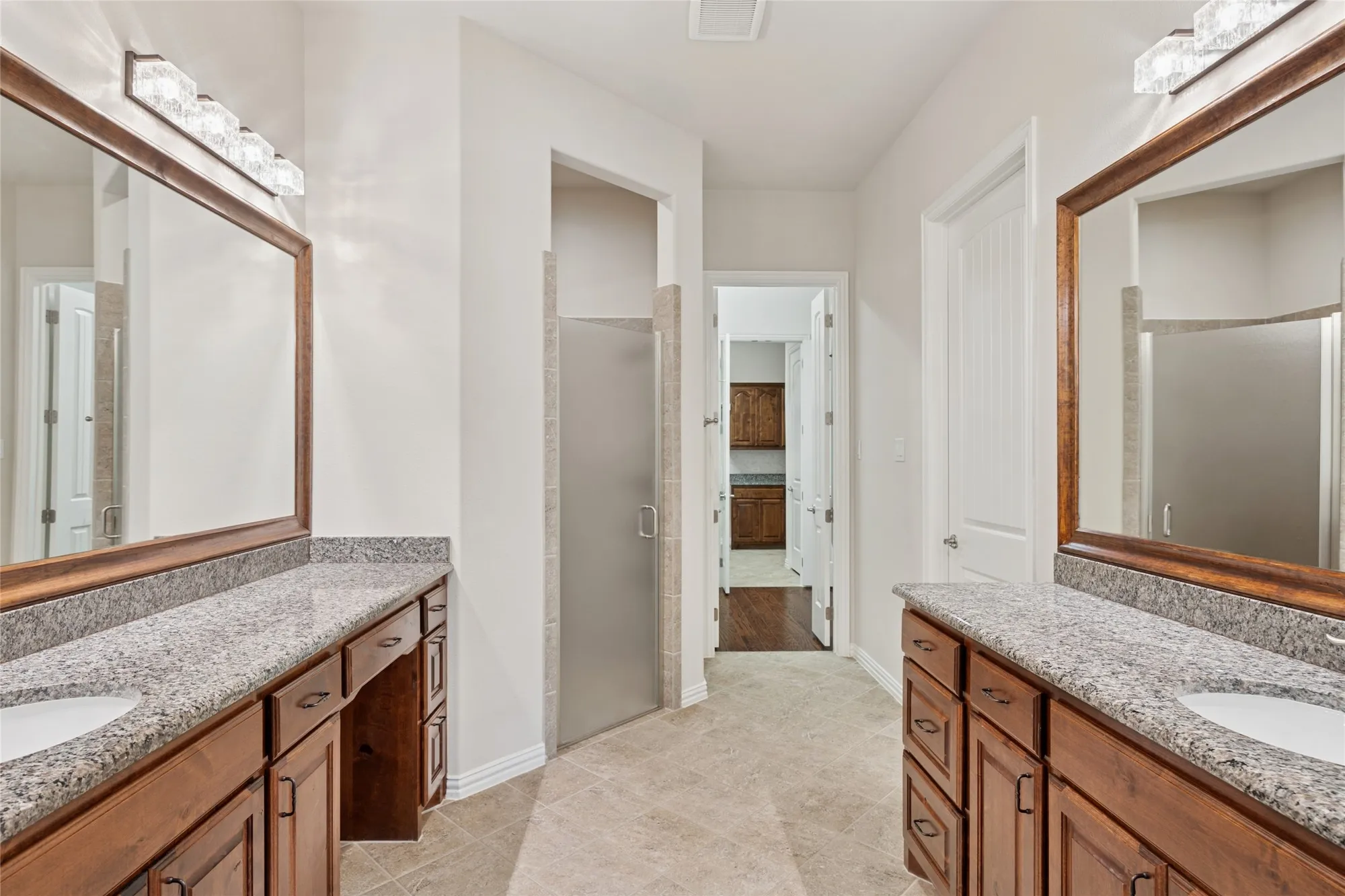 Property Slideshow image 16 of 25 | 2104 ladera way 2104, Mansfield, TX, 76063