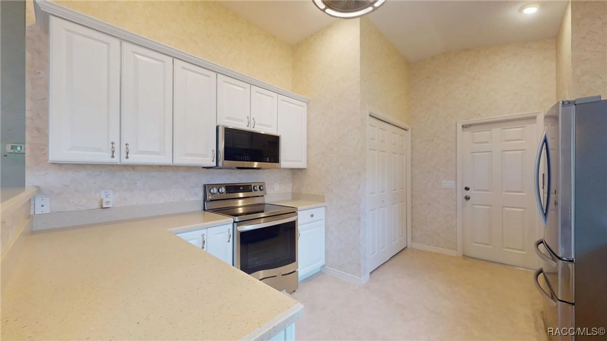 Property Slideshow image 7 of 80 | 1876 w caroline path, Lecanto, FL, 34461