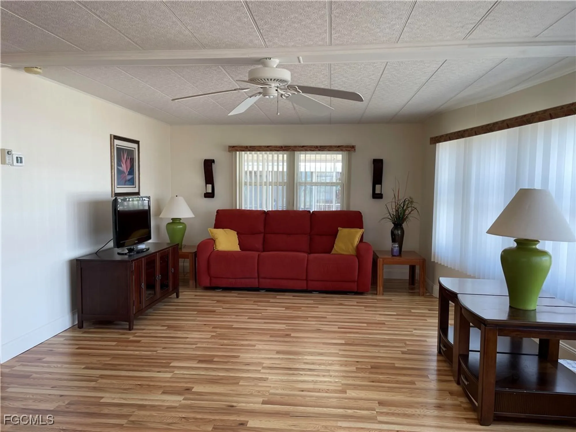 Property Slideshow image 4 of 21 | 5518 back bay bnd, North Fort Myers, FL, 33917