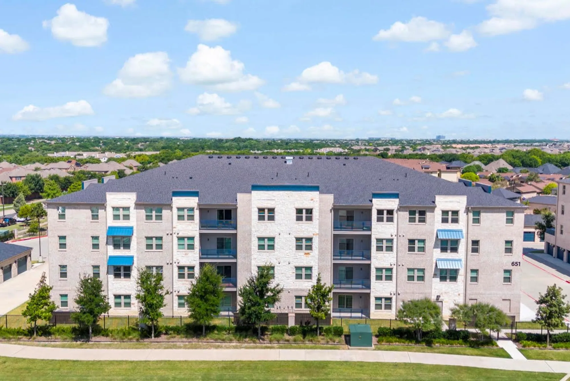 Property Slideshow image 17 of 19 | 651 n watters rd apt 4403, Allen, TX, 75013