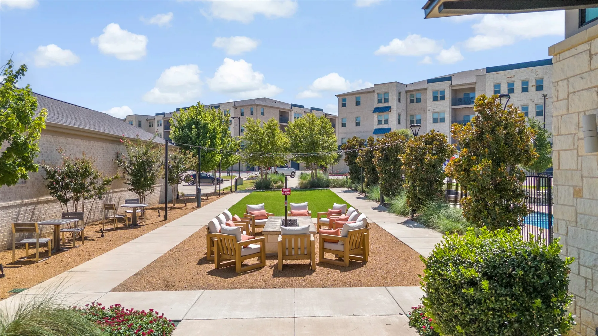 Property Slideshow image 12 of 19 | 651 n watters rd apt 4403, Allen, TX, 75013