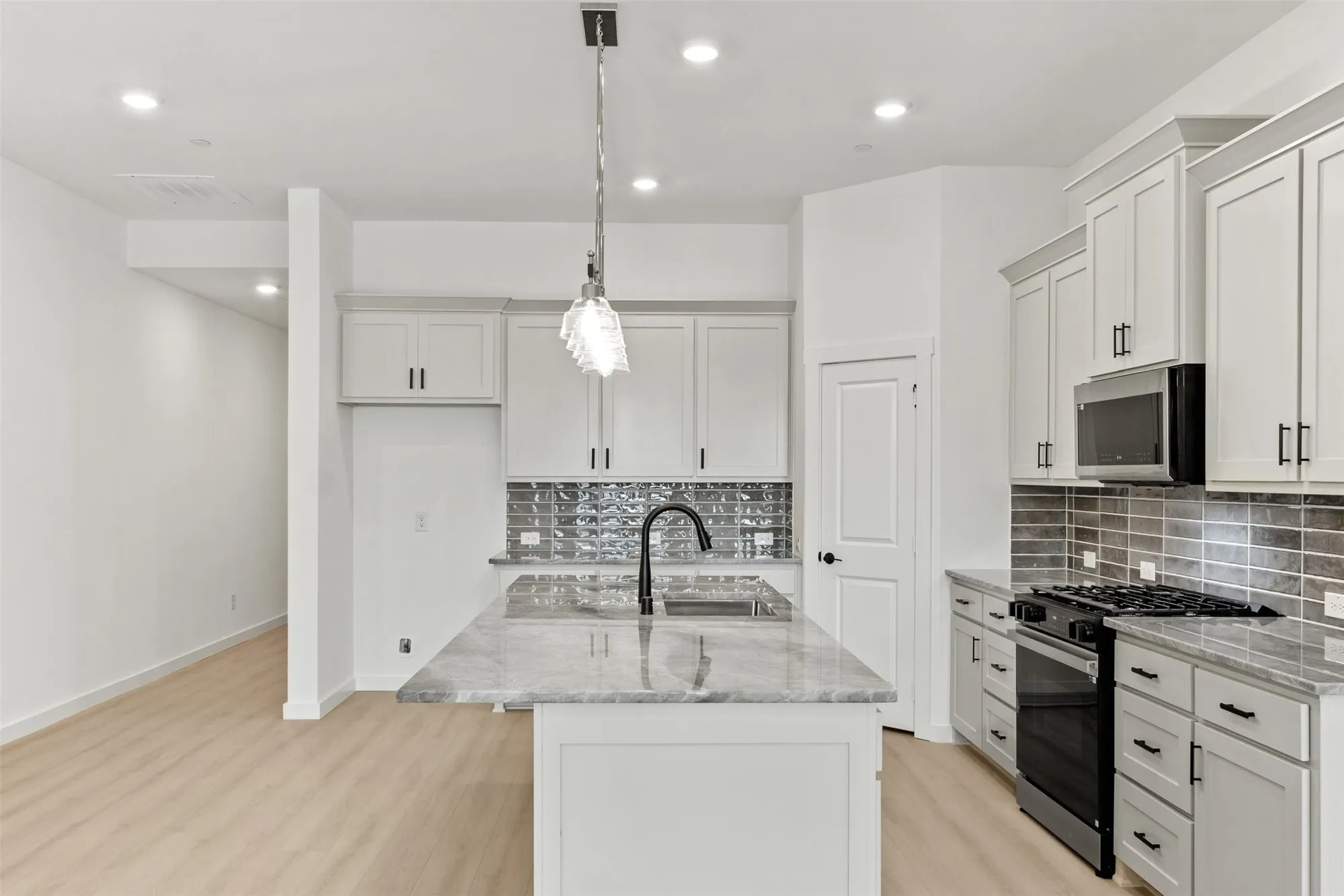 Property Slideshow image 11 of 32 | 2833 concord dr, Wylie, TX, 75098