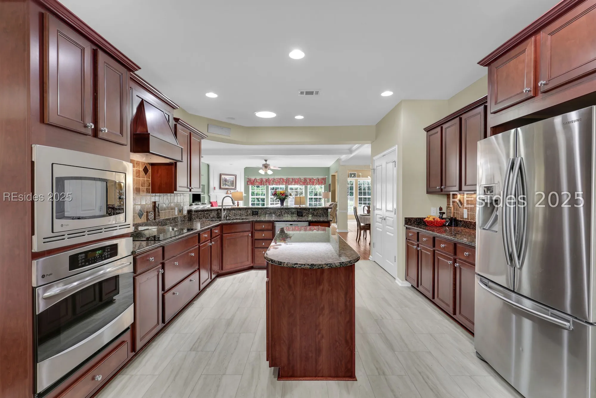 Property Slideshow image 21 of 91 | 19 herons bill dr, Bluffton, SC, 29909