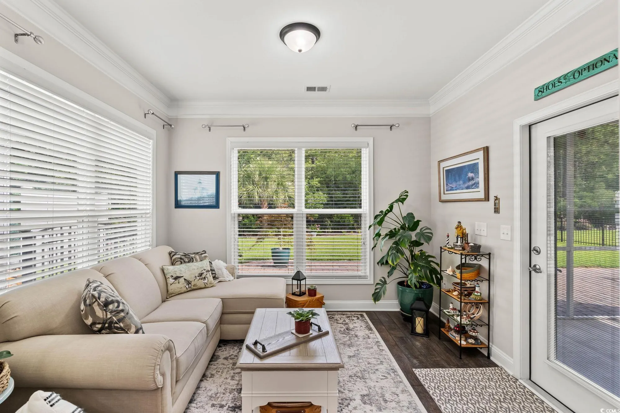 Property Slideshow image 12 of 32 | 2450 craven dr, Myrtle Beach, SC, 29579