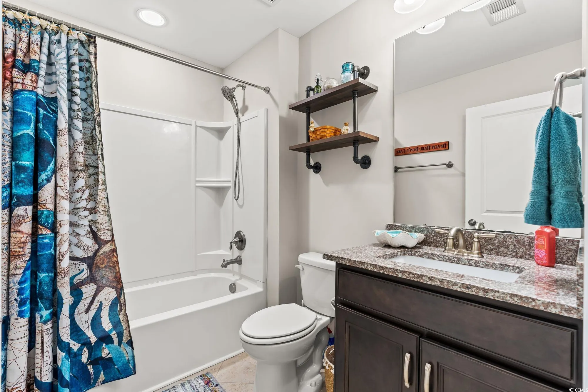 Property Slideshow image 27 of 32 | 2450 craven dr, Myrtle Beach, SC, 29579