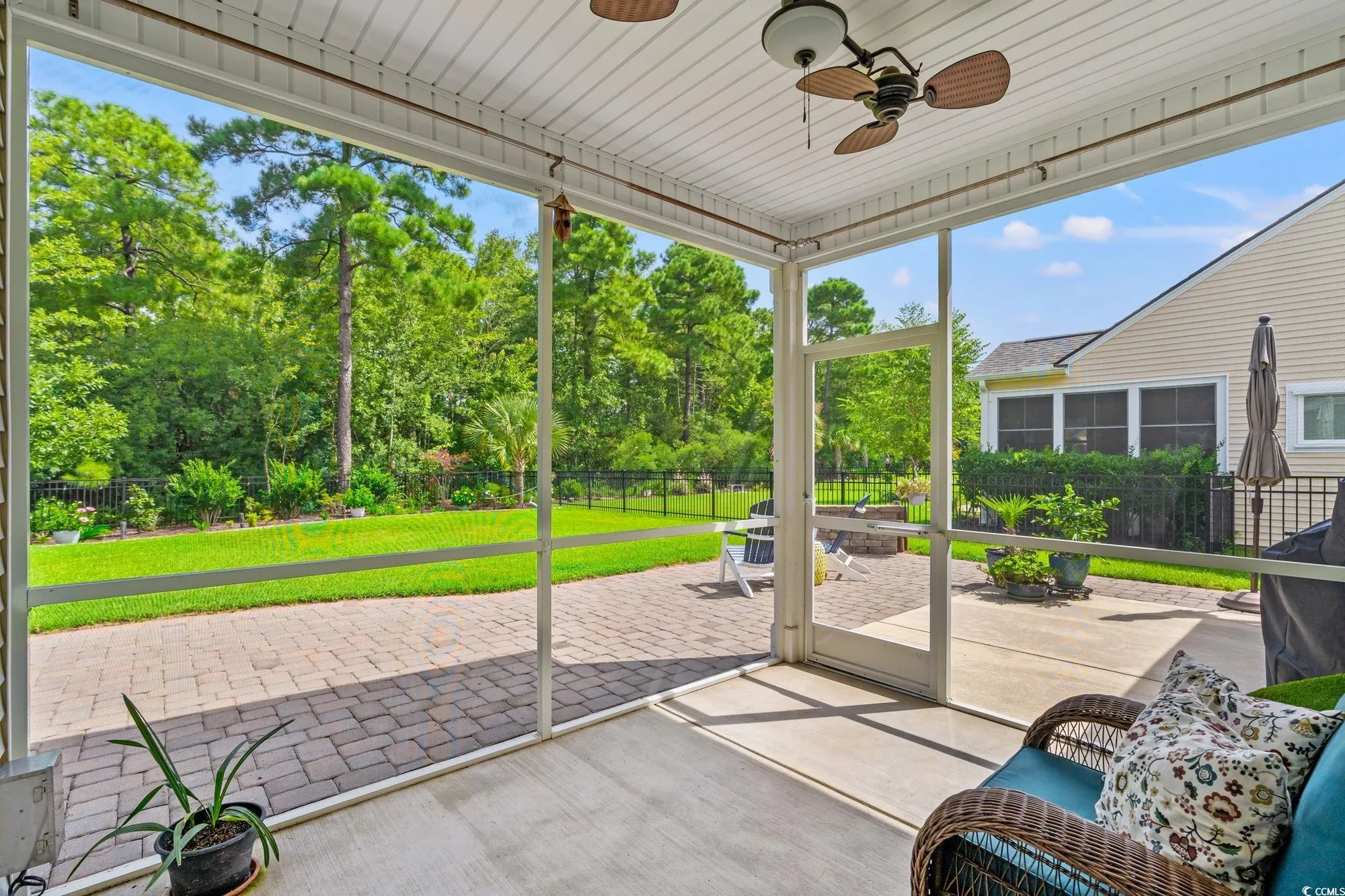 Property Slideshow image 29 of 32 | 2450 craven dr, Myrtle Beach, SC, 29579