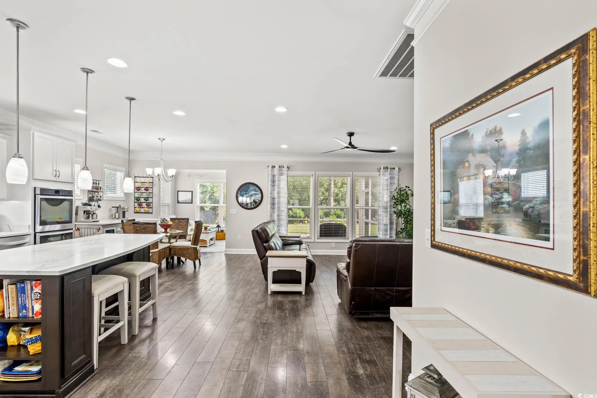 Property Slideshow image 5 of 32 | 2450 craven dr, Myrtle Beach, SC, 29579