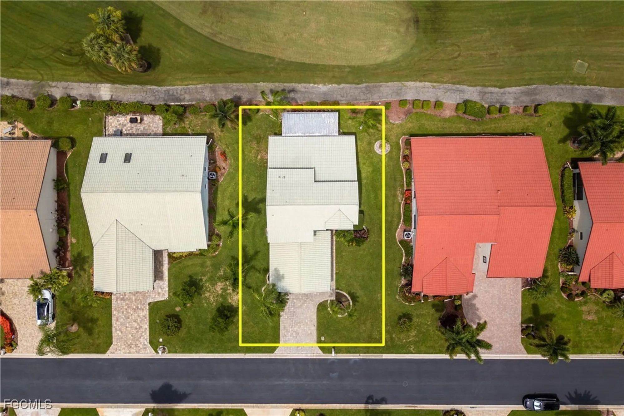 Property Slideshow image 35 of 50 | 13322 oak hill loop, Fort Myers, FL, 33912